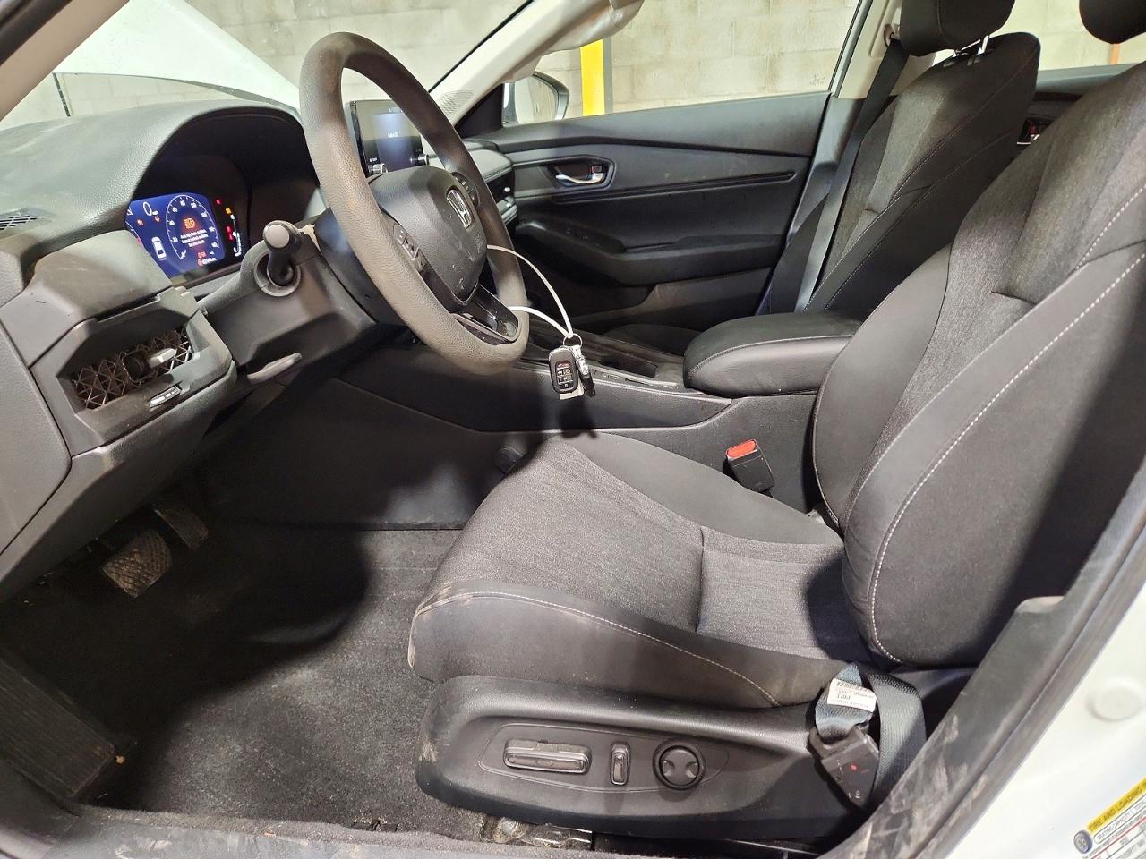 2023 Honda Accord Ex White vin: 1HGCY1F33PA019290