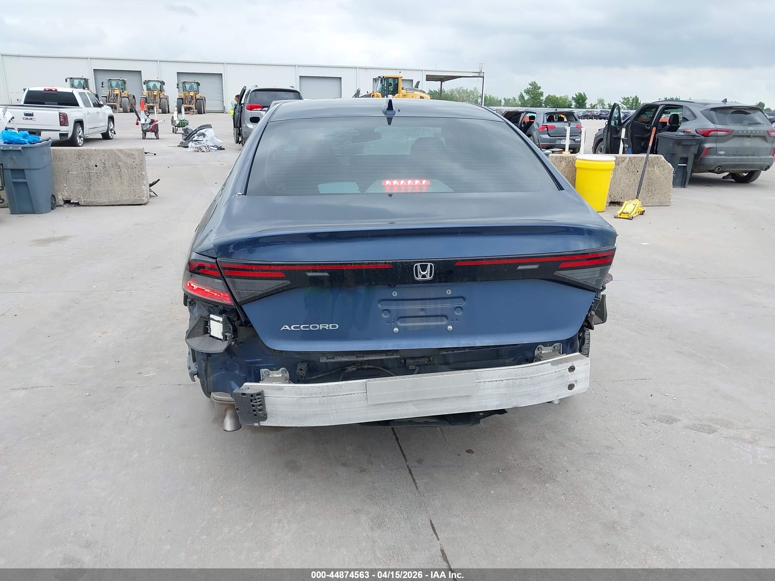 2023 Honda Accord Ex Blue vin: 1HGCY1F33PA026420