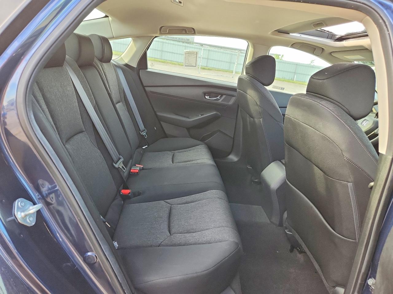 2024 Honda Accord Ex Blue vin: 1HGCY1F33RA007207