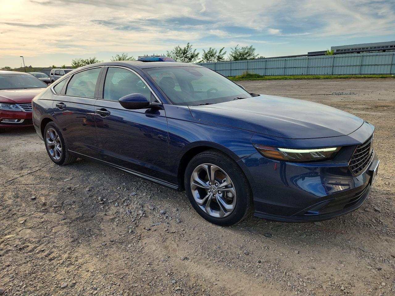 2024 Honda Accord Ex Blue vin: 1HGCY1F33RA007207