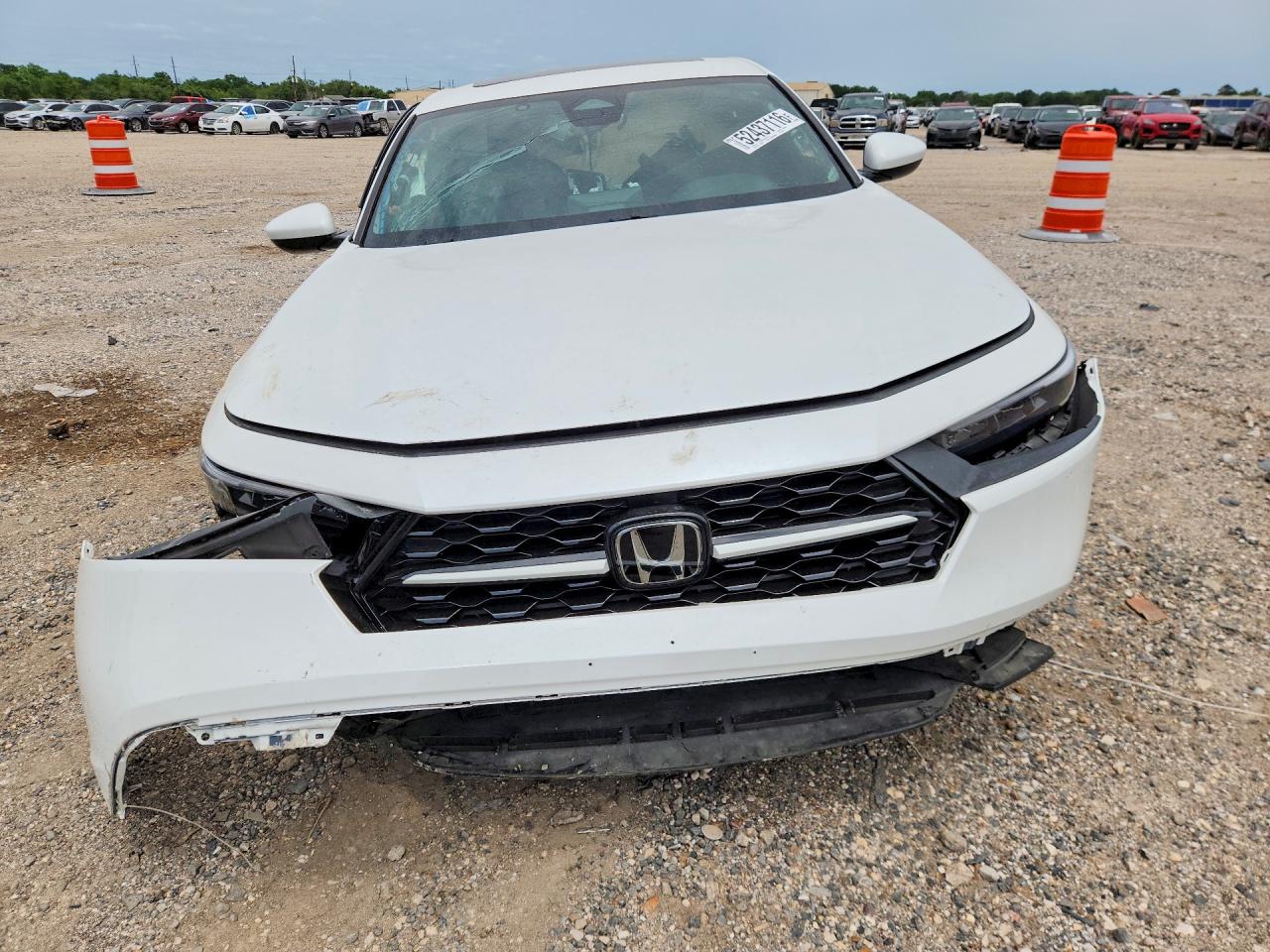 2024 Honda Accord Ex White vin: 1HGCY1F33RA019521
