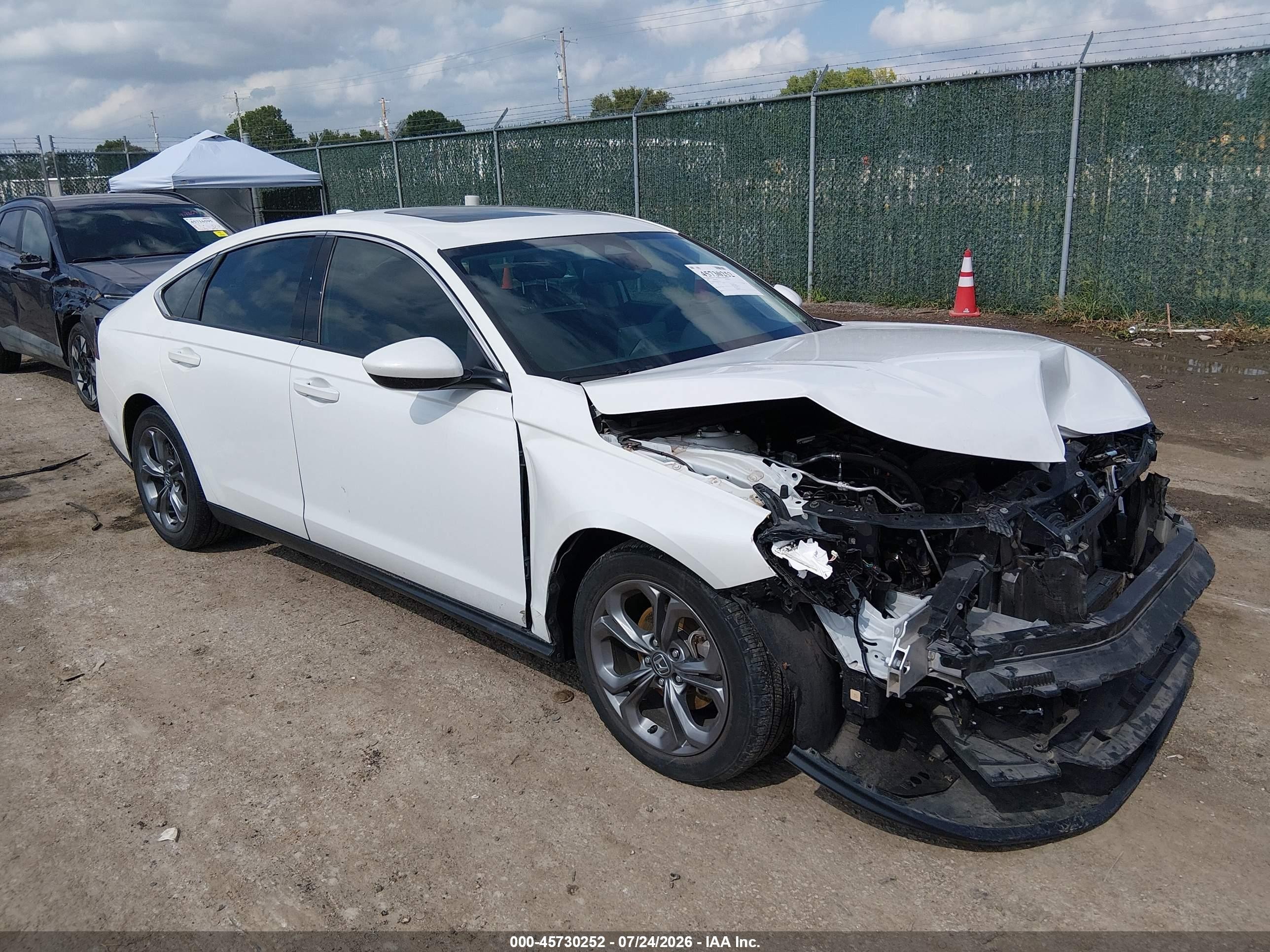 2024 Honda Accord Ex Белый vin: 1HGCY1F35RA014319
