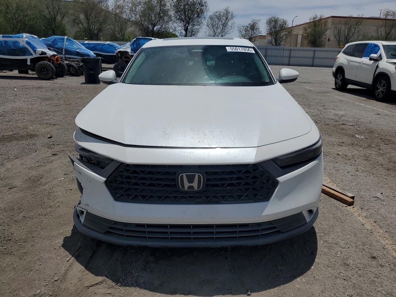 2024 Honda Accord Ex White vin: 1HGCY1F38RA001788