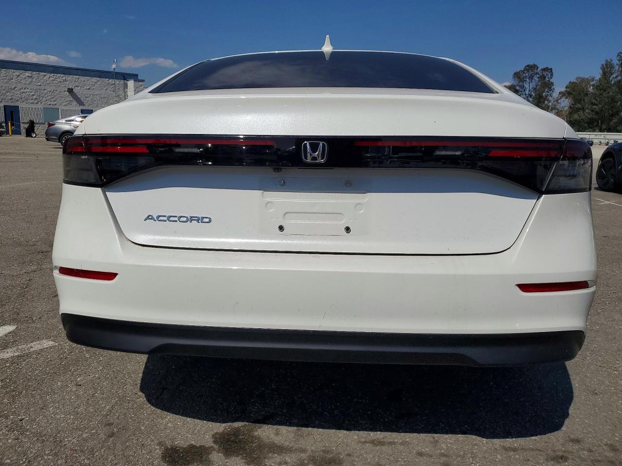 2024 Honda Accord Ex White vin: 1HGCY1F3XRA092210
