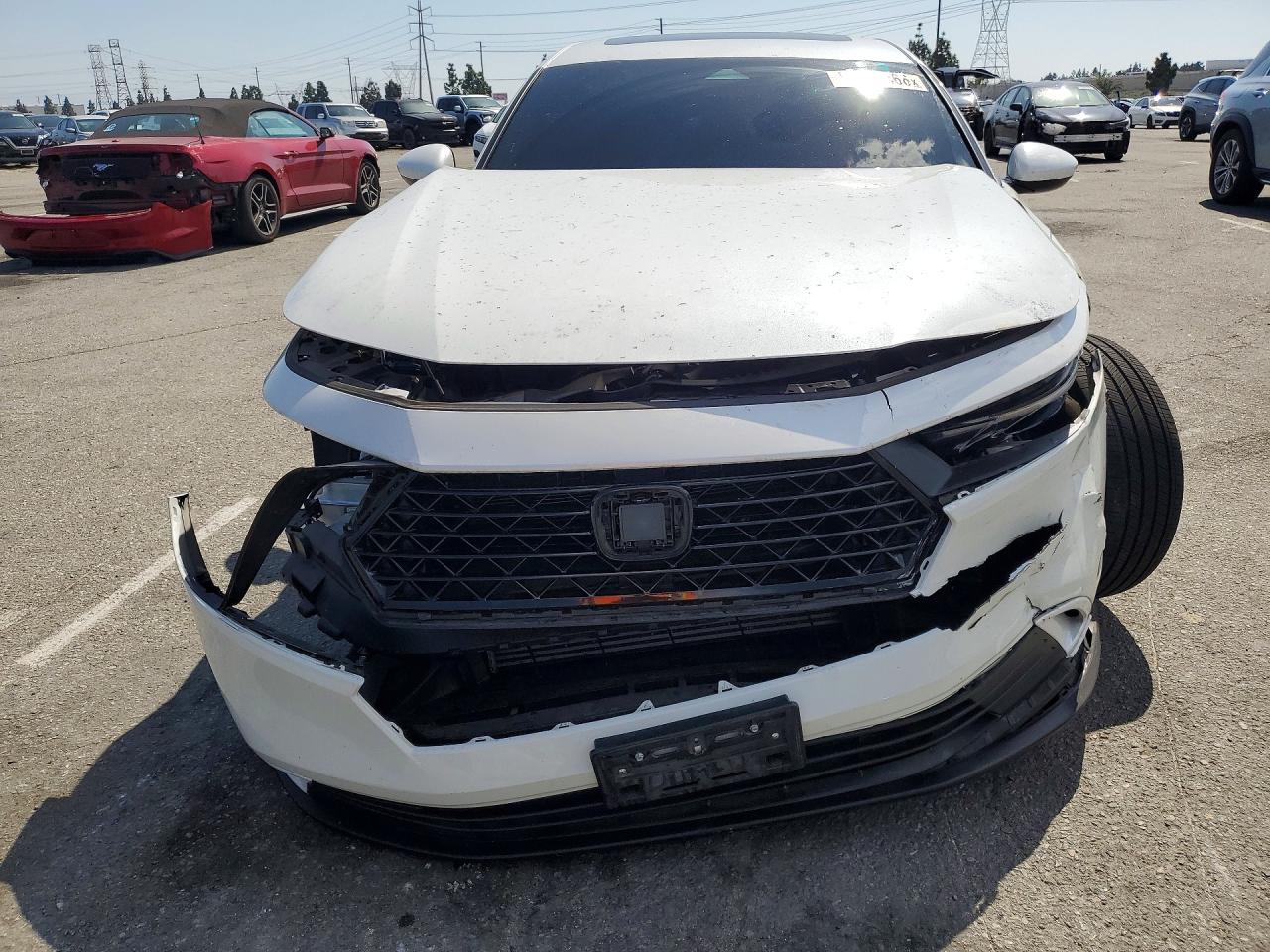 2024 Honda Accord Ex White vin: 1HGCY1F3XRA092210