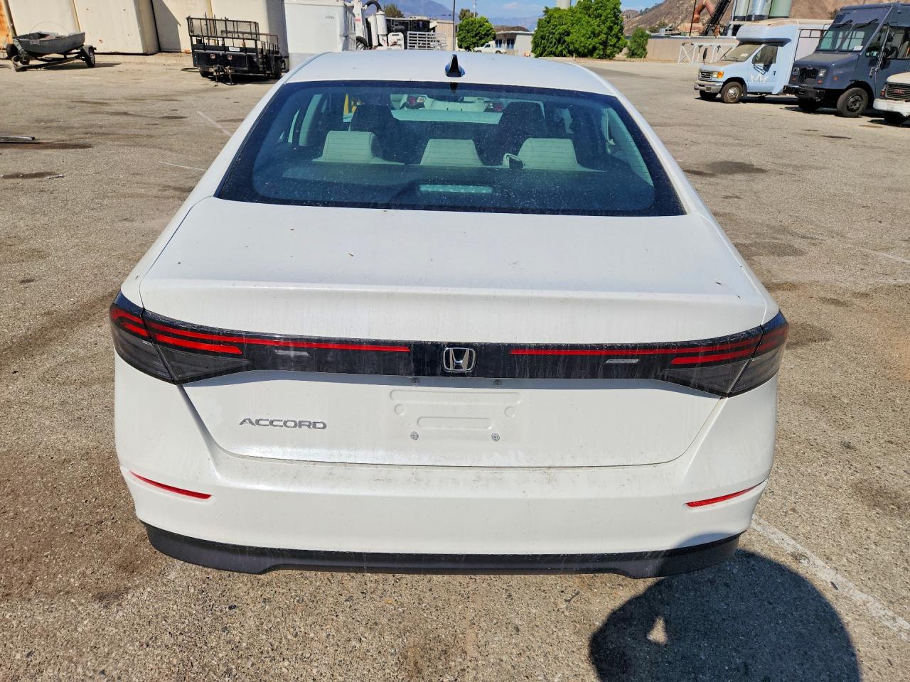 2025 Honda Accord Se White vin: 1HGCY1F41SA000688