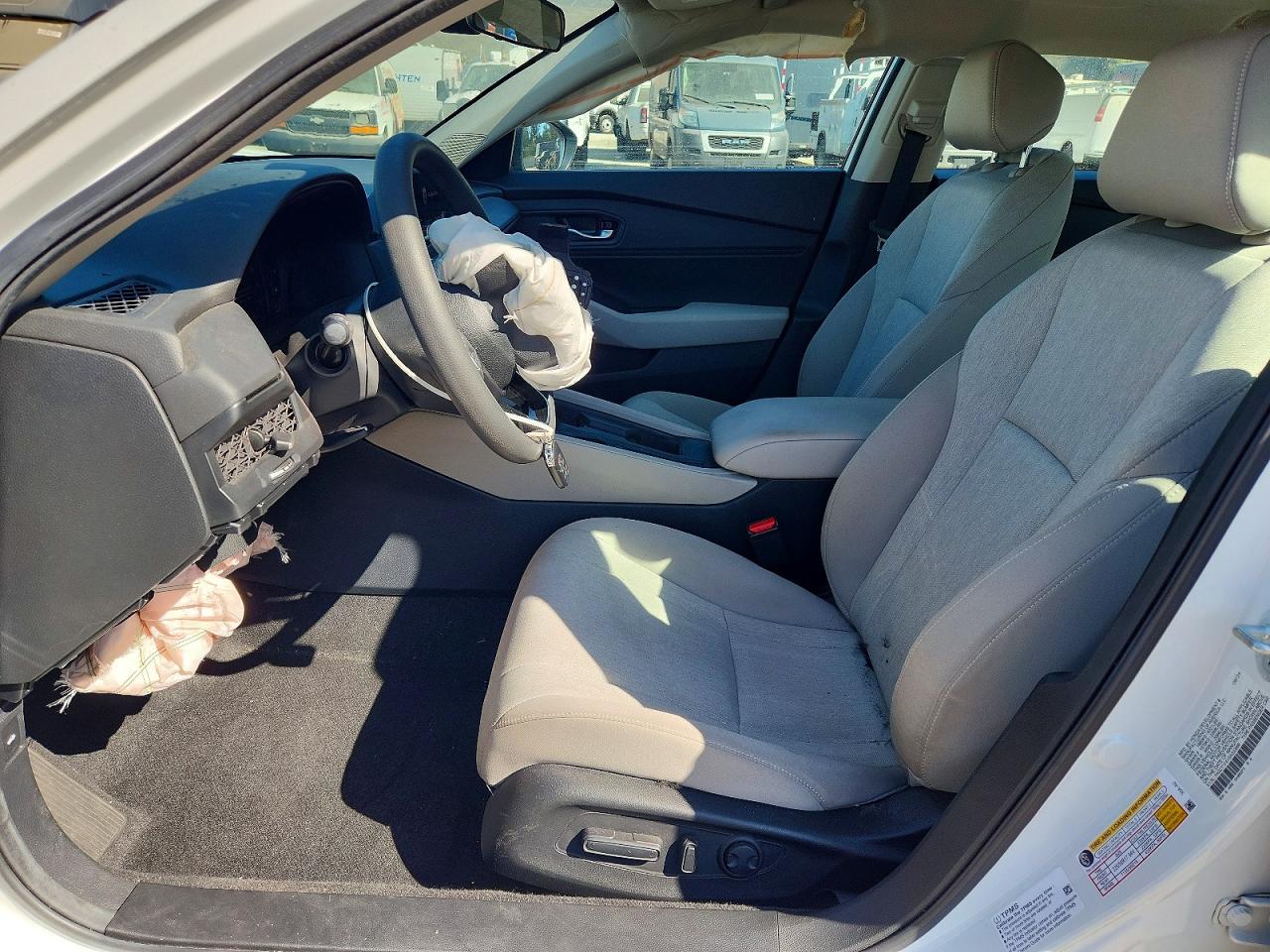 2025 Honda Accord Se White vin: 1HGCY1F41SA000688