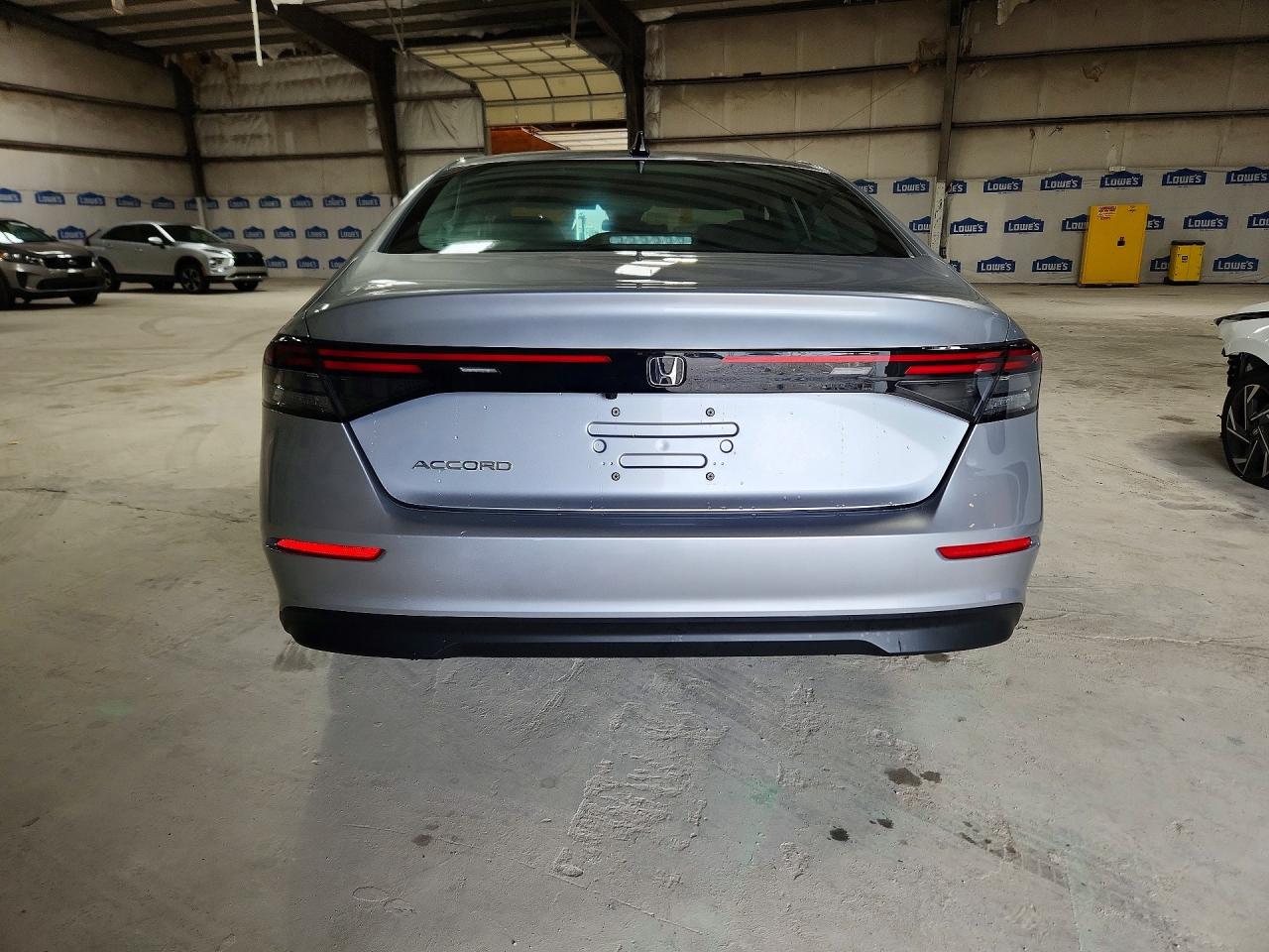 2026 Honda Accord Se Silver vin: 1HGCY1F41TA006881