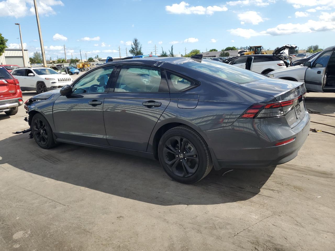 2025 Honda Accord Se Gray vin: 1HGCY1F42SA032873
