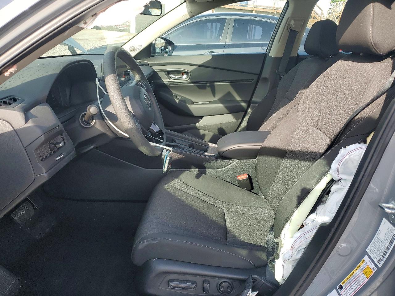 2025 Honda Accord Se Gray vin: 1HGCY1F44SA043101