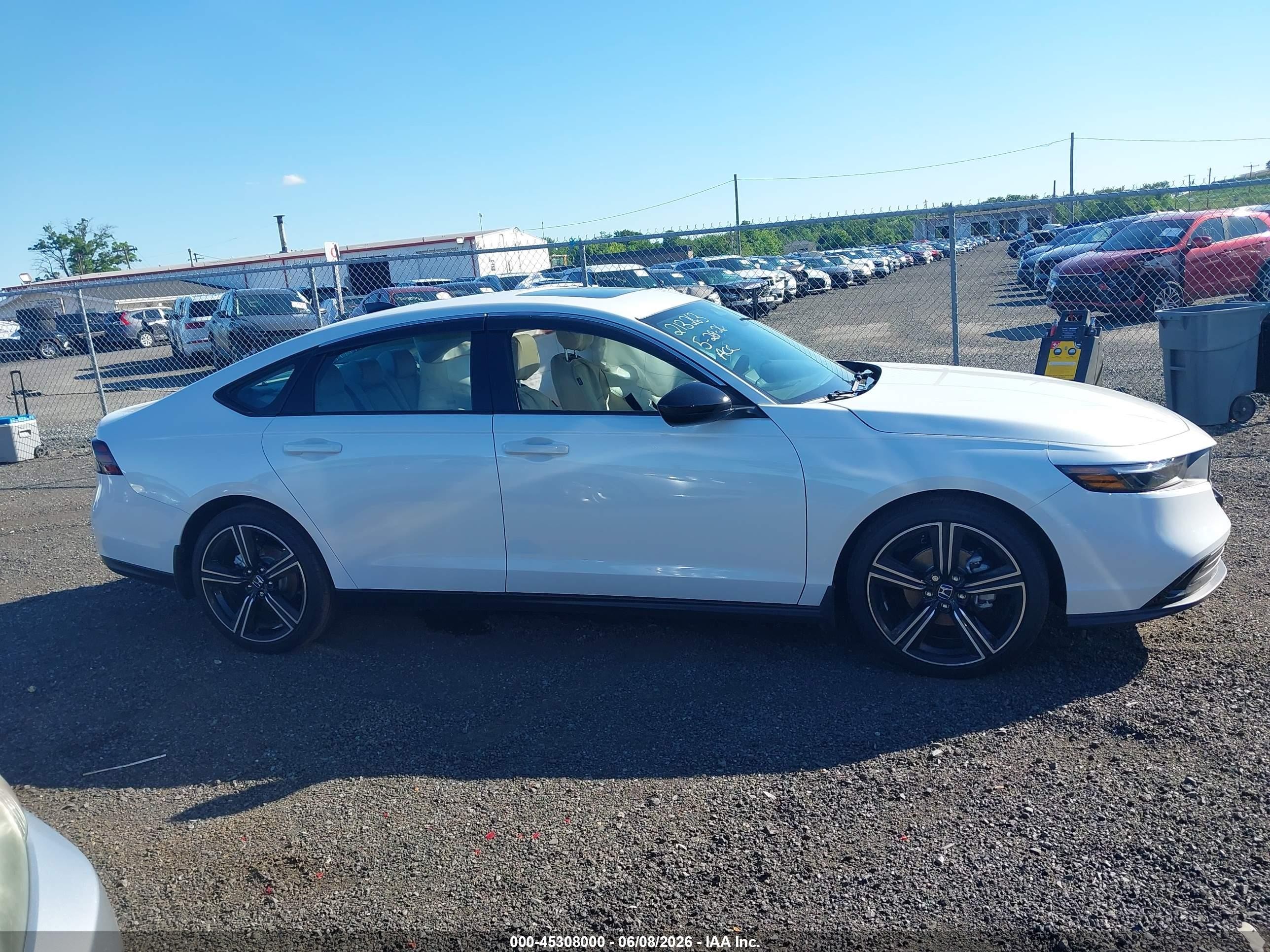 2026 Honda Accord Se White vin: 1HGCY1F44TA002694