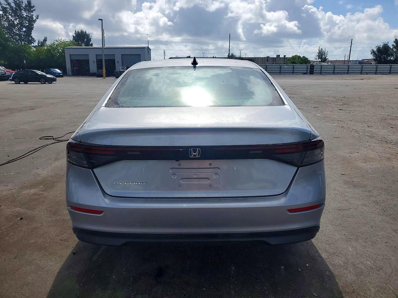 2025 Honda Accord Se Silver vin: 1HGCY1F45SA062613
