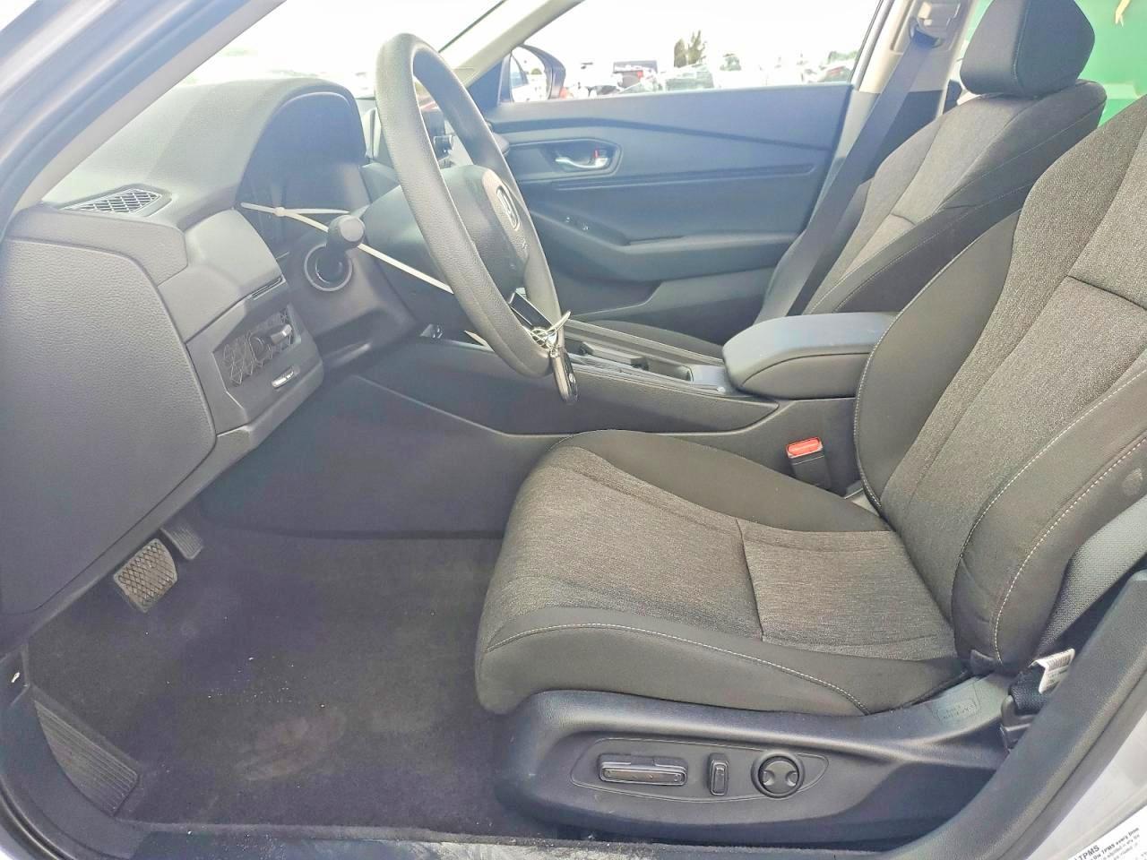 2025 Honda Accord Se Silver vin: 1HGCY1F45SA062613