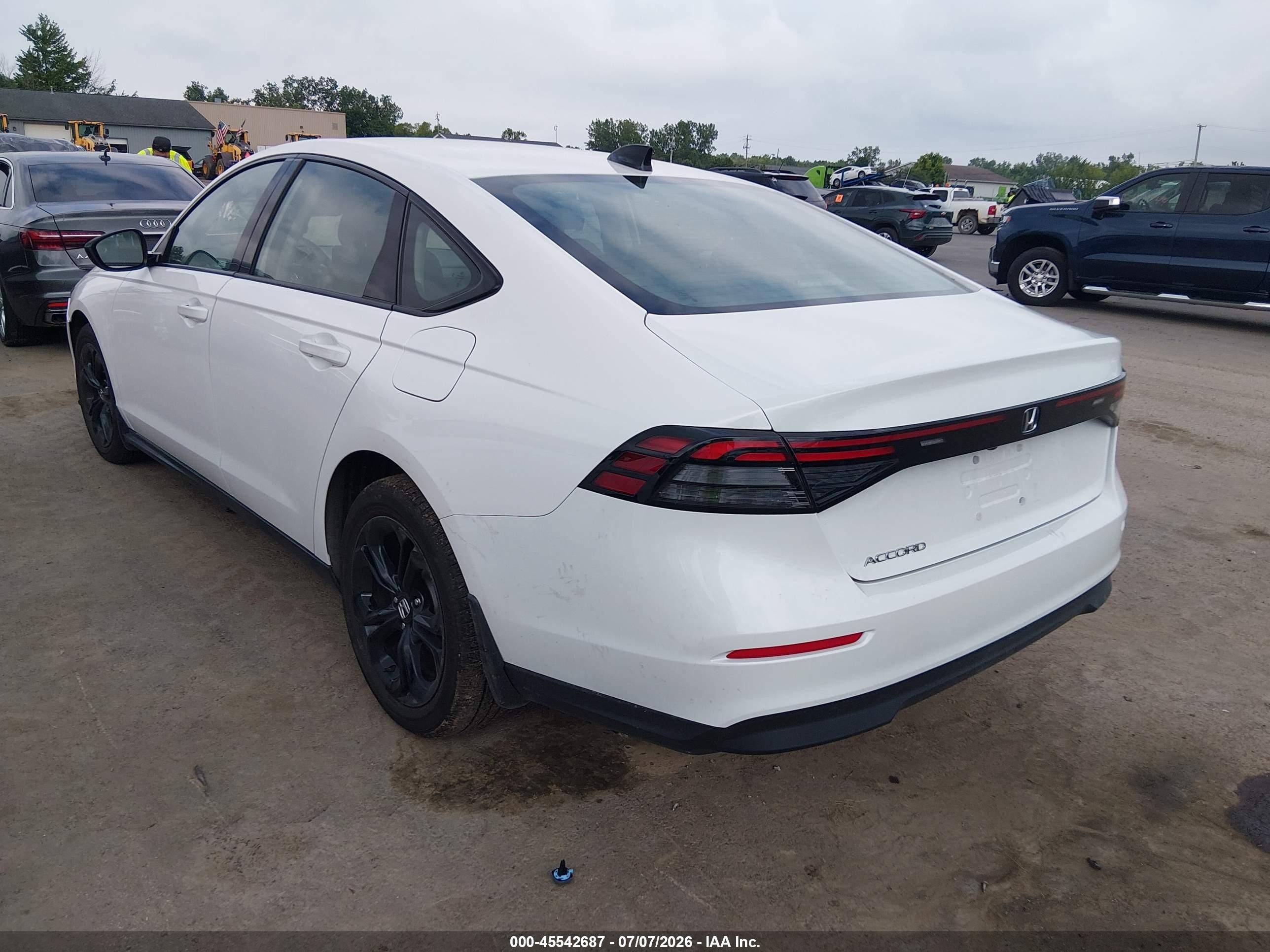 2025 Honda Accord Se White vin: 1HGCY1F45SA066144