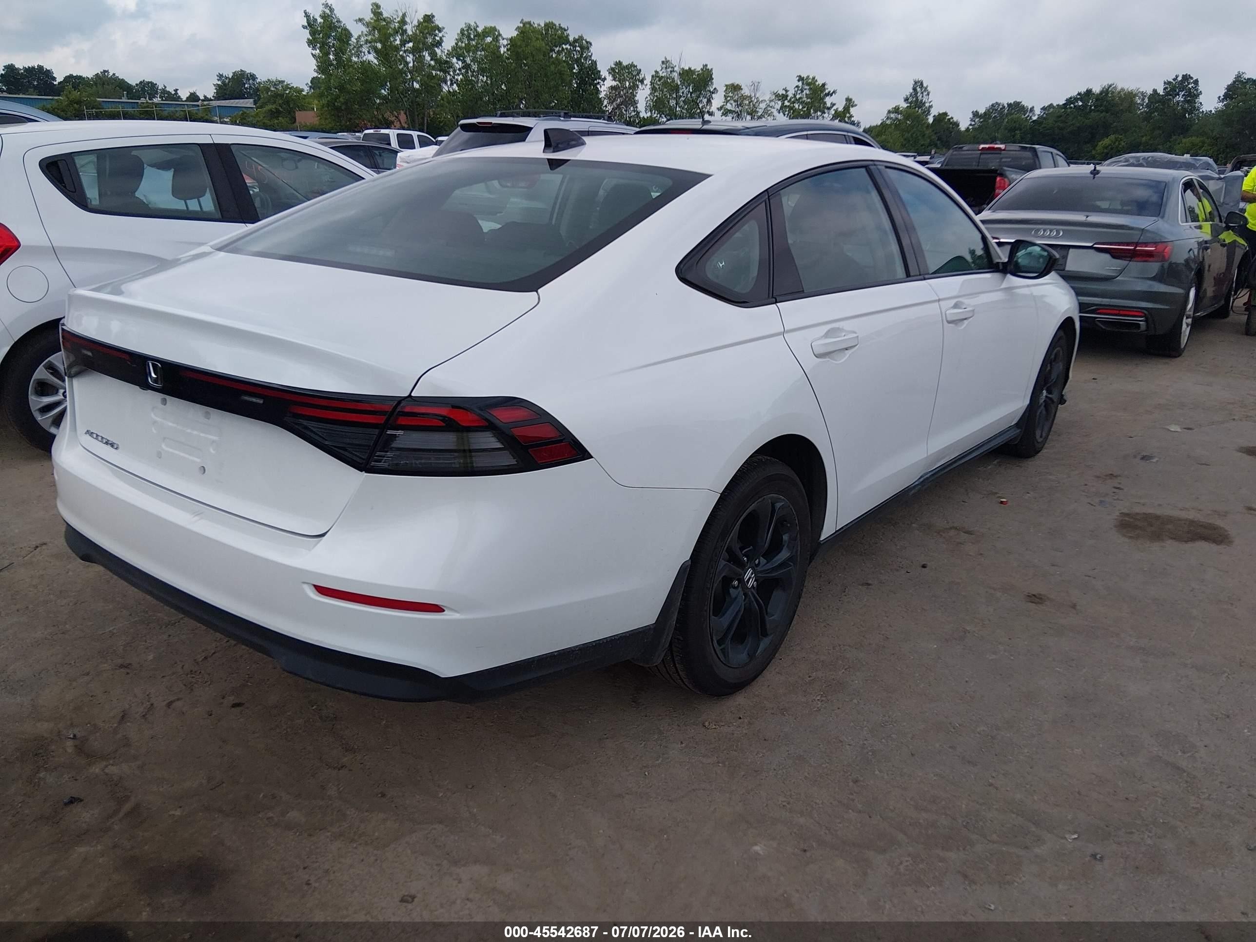 2025 Honda Accord Se White vin: 1HGCY1F45SA066144
