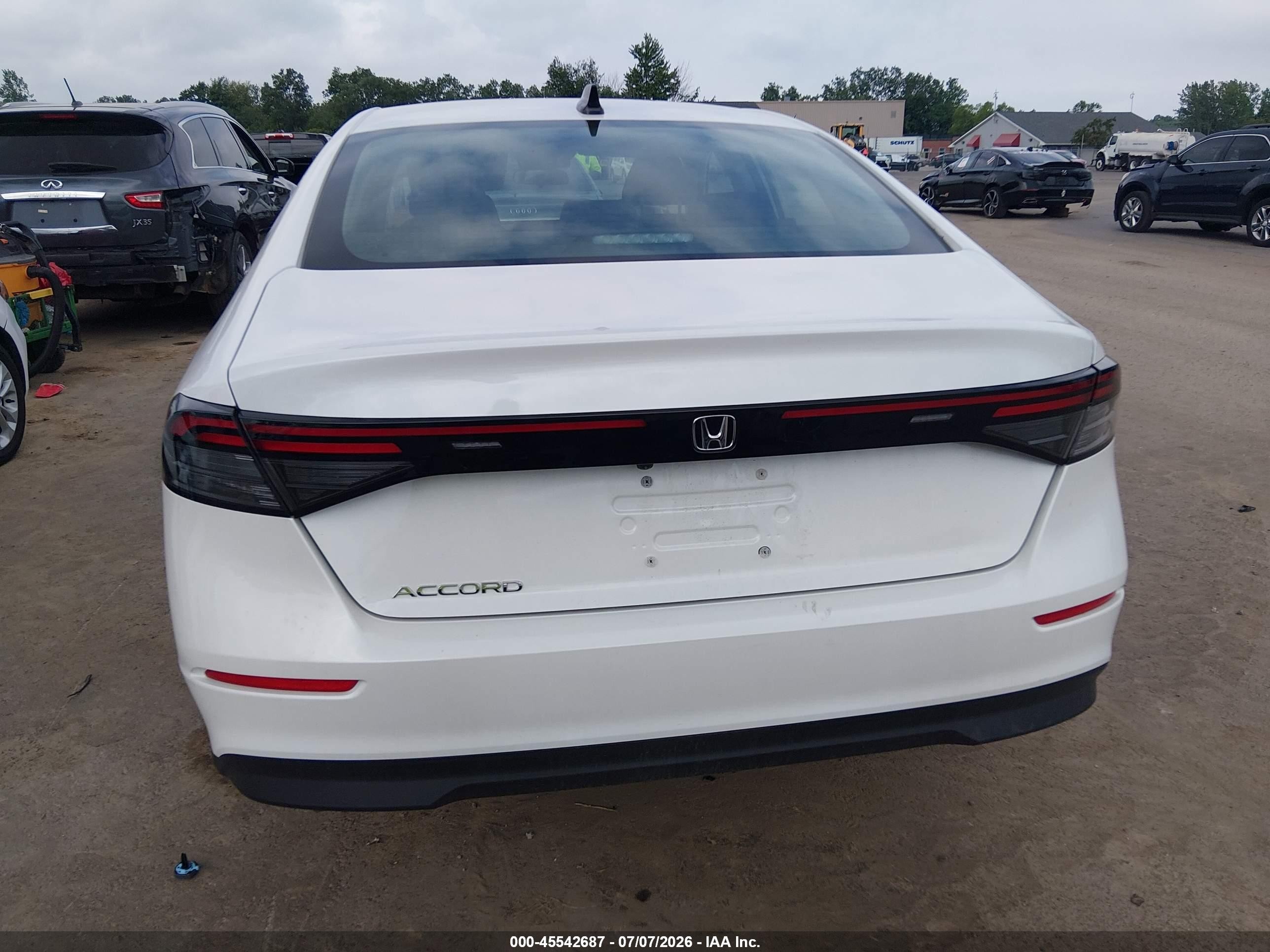 2025 Honda Accord Se White vin: 1HGCY1F45SA066144