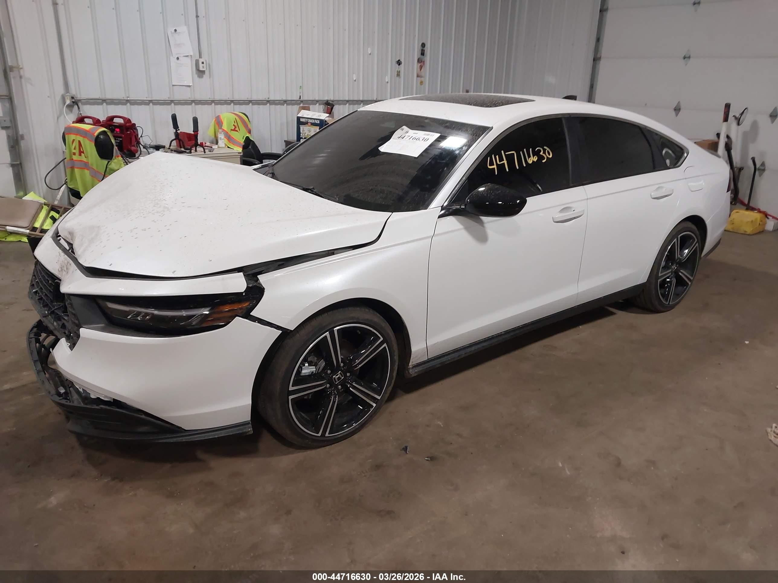 2025 Honda Accord Hybrid Sport White vin: 1HGCY2F50SA087949
