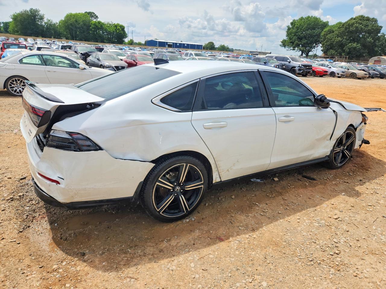 2024 Honda Accord Hybrid Sport White vin: 1HGCY2F51RA008122