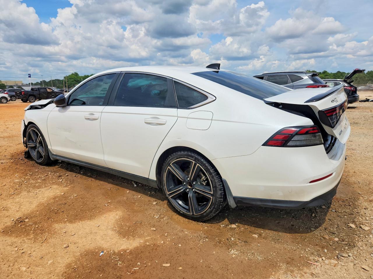2024 Honda Accord Hybrid Sport White vin: 1HGCY2F51RA008122