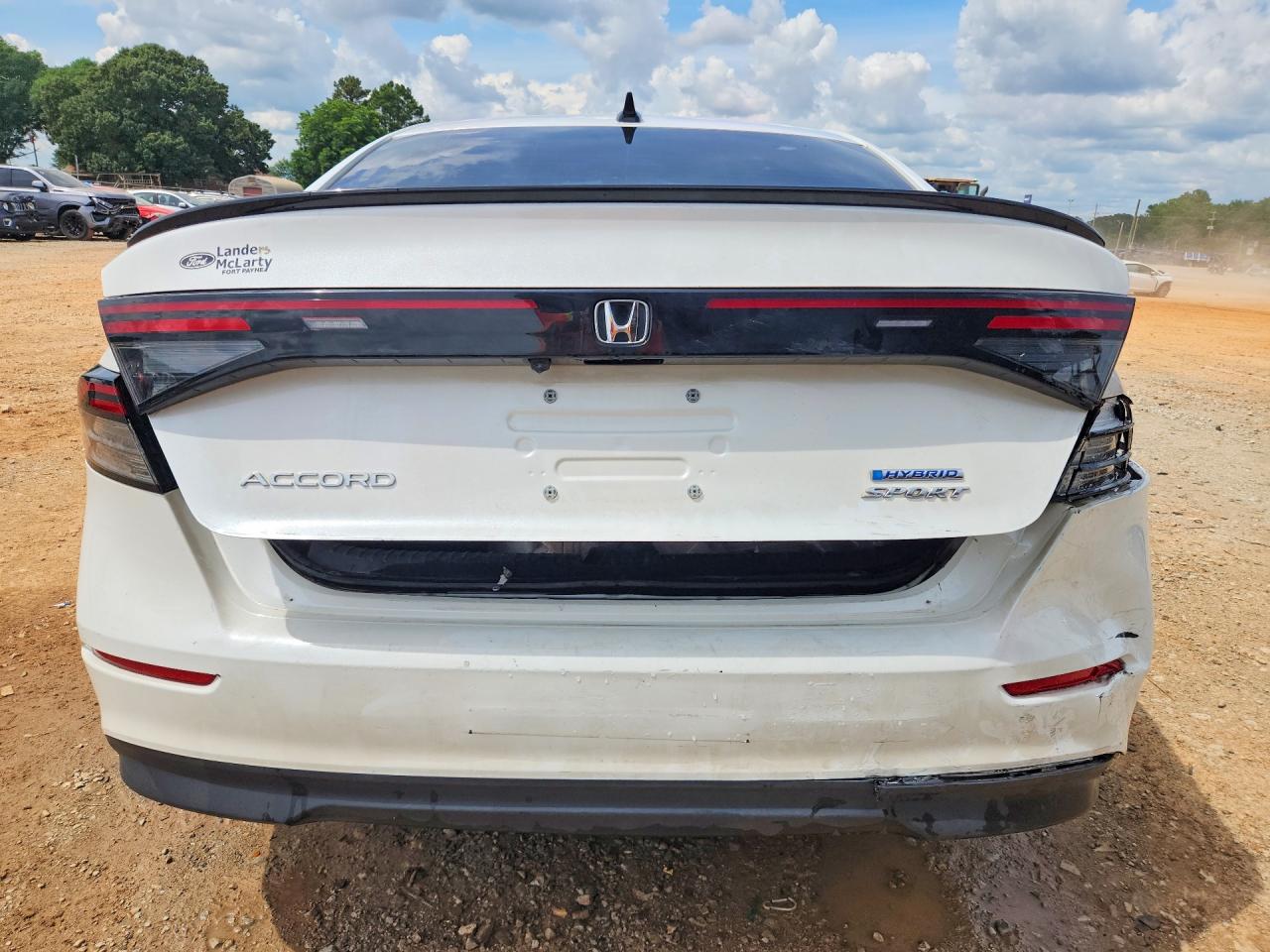 2024 Honda Accord Hybrid Sport White vin: 1HGCY2F51RA008122