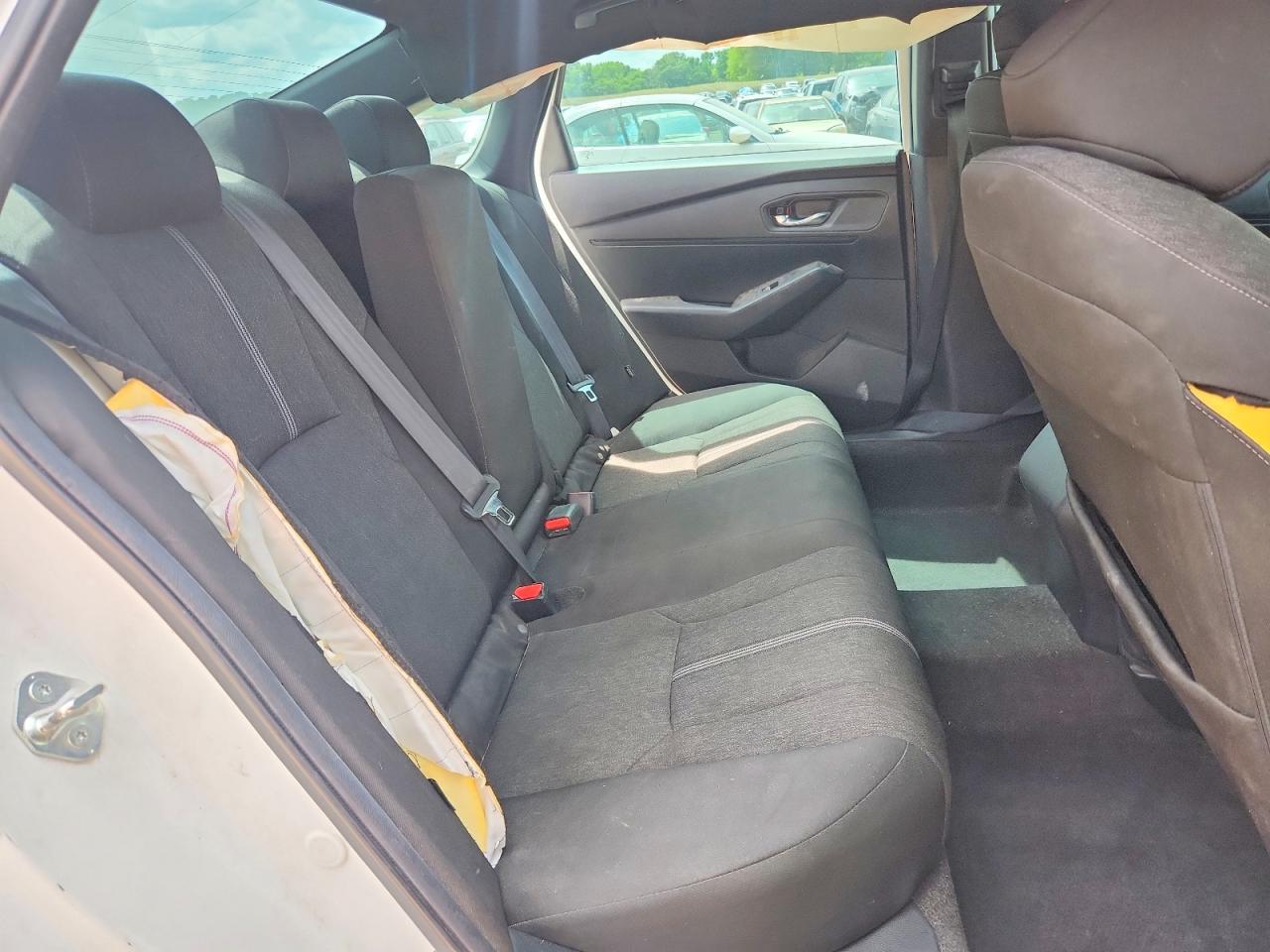 2024 Honda Accord Hybrid Sport White vin: 1HGCY2F51RA008122