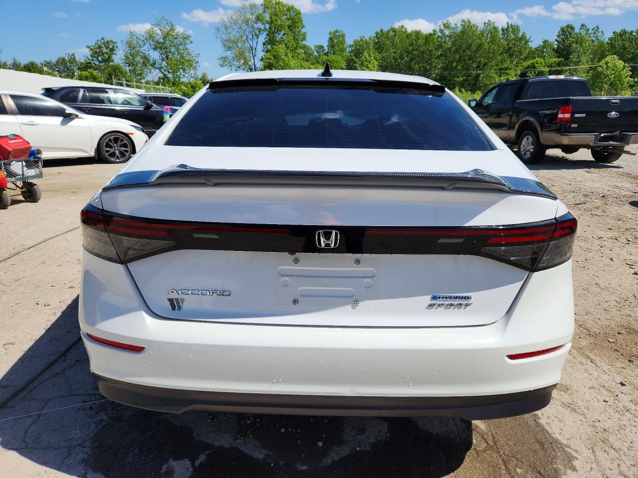 2025 Honda Accord Hybrid Sport White vin: 1HGCY2F54SA027771