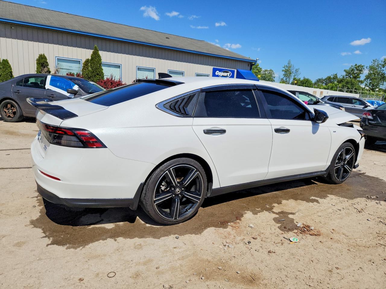 2025 Honda Accord Hybrid Sport White vin: 1HGCY2F54SA027771