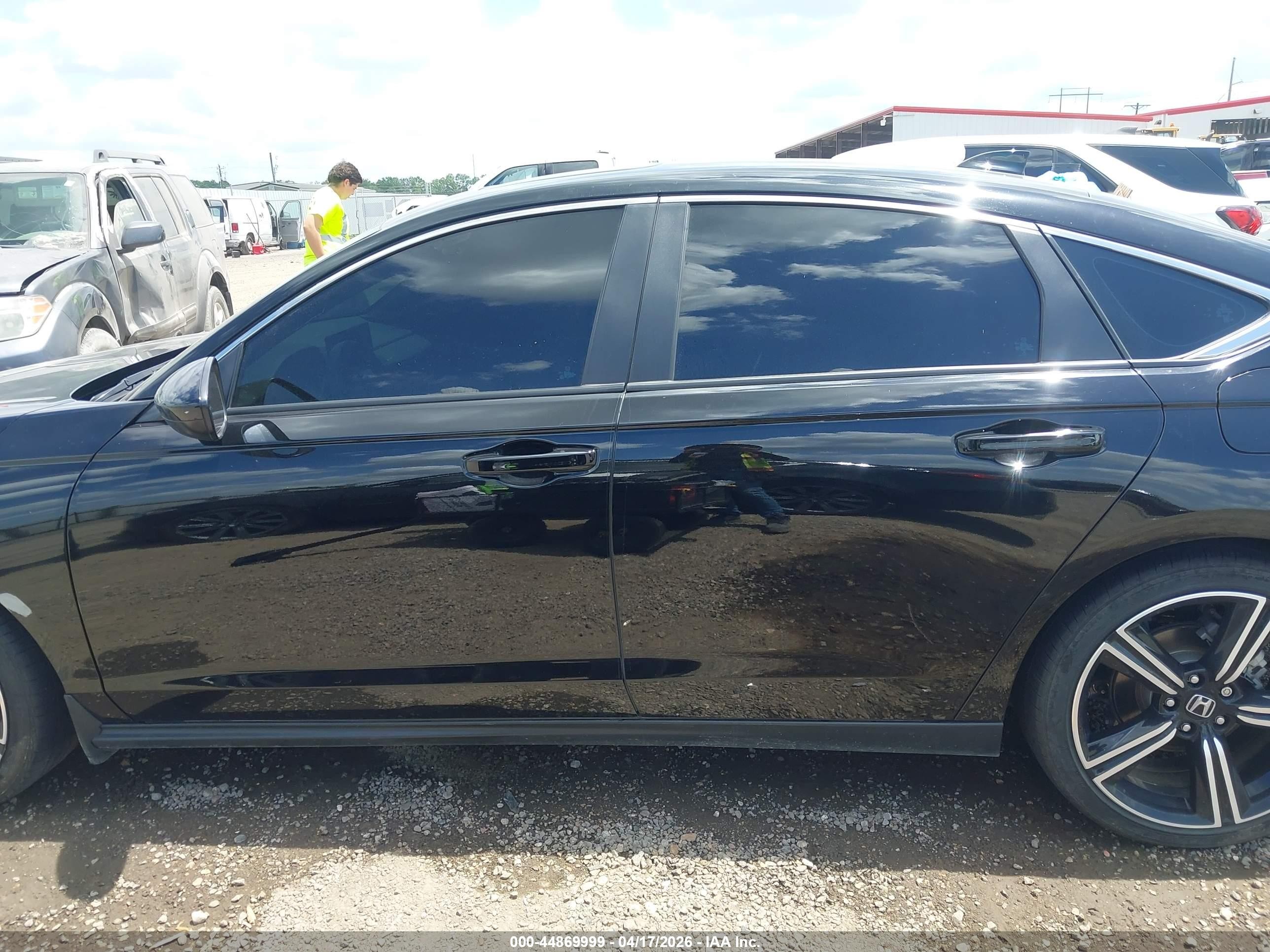 2025 Honda Accord Hybrid Sport Черный vin: 1HGCY2F54SA035661