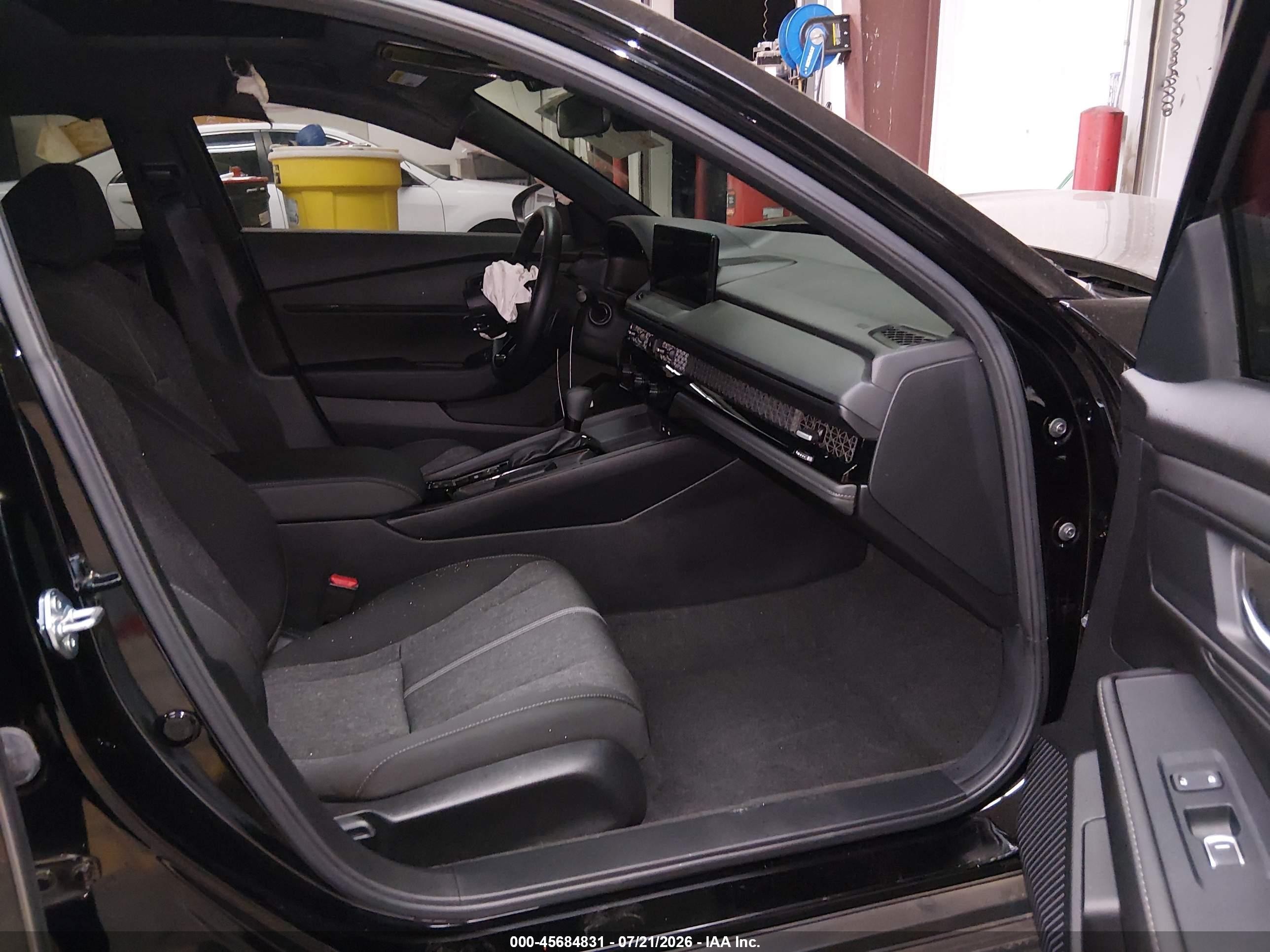 2026 Honda Accord Hybrid Sport Black vin: 1HGCY2F54TA013242