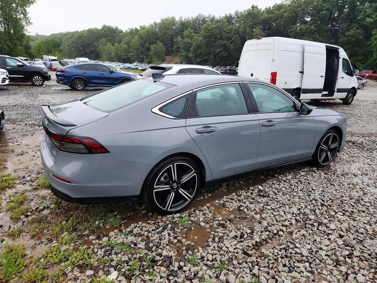 2023 Honda Accord Hybrid Sport Silver vin: 1HGCY2F56PA055000