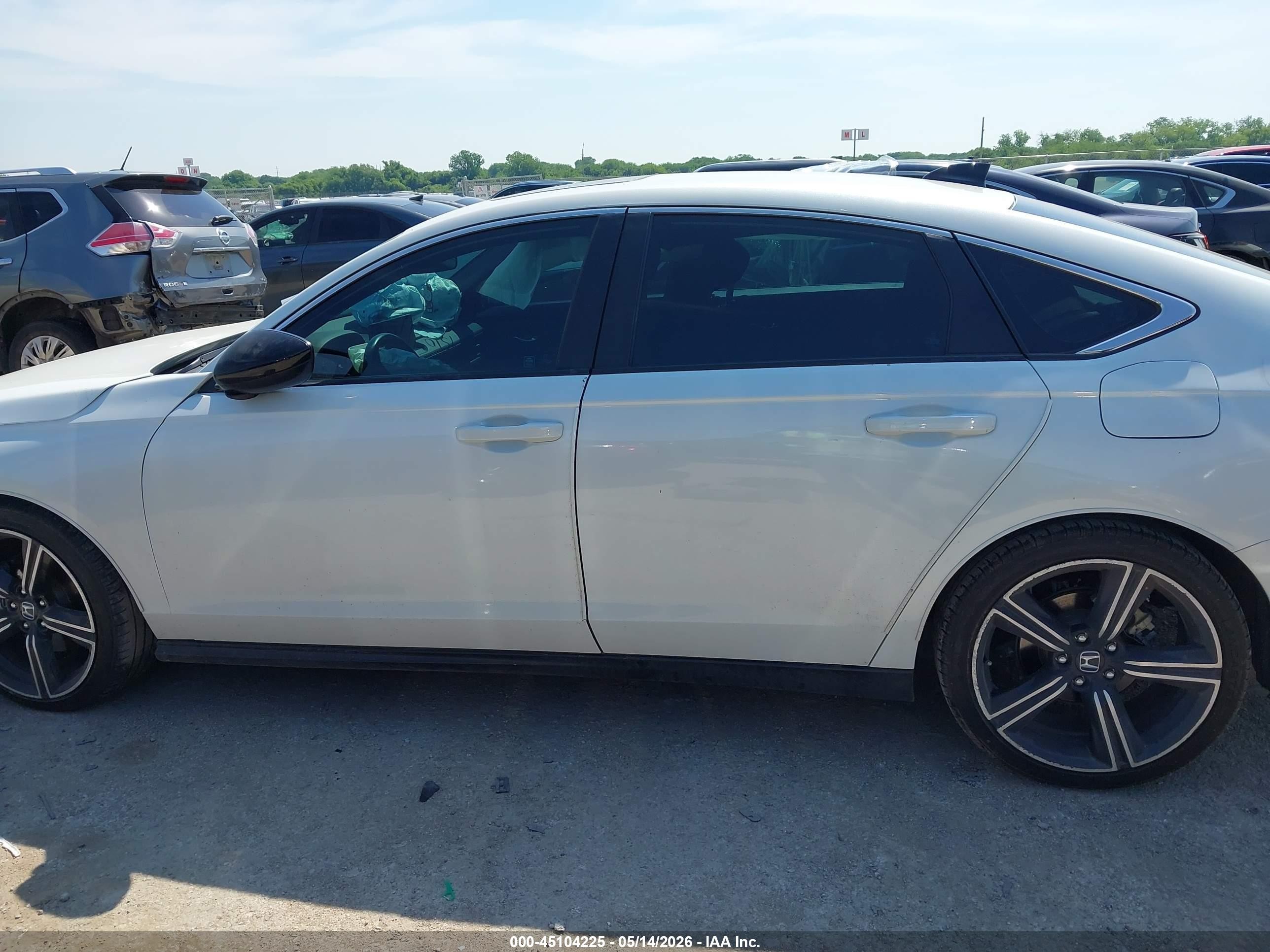 2024 Honda Accord Hybrid Sport White vin: 1HGCY2F57RA019108