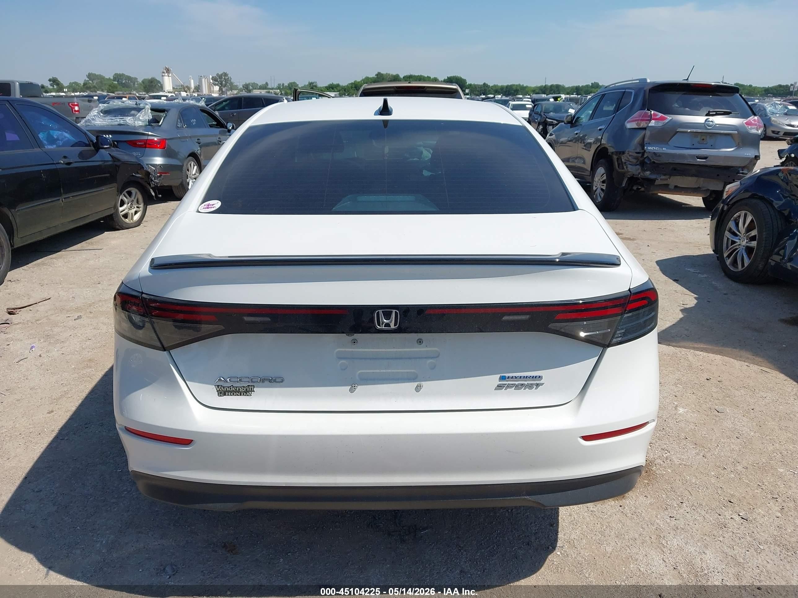 2024 Honda Accord Hybrid Sport White vin: 1HGCY2F57RA019108