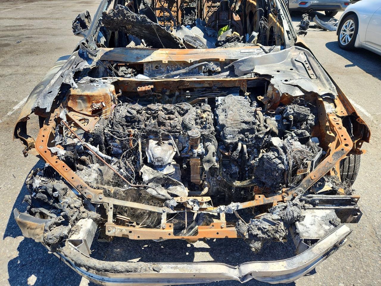 2023 Honda Accord Hybrid Sport Burn vin: 1HGCY2F58PA057976