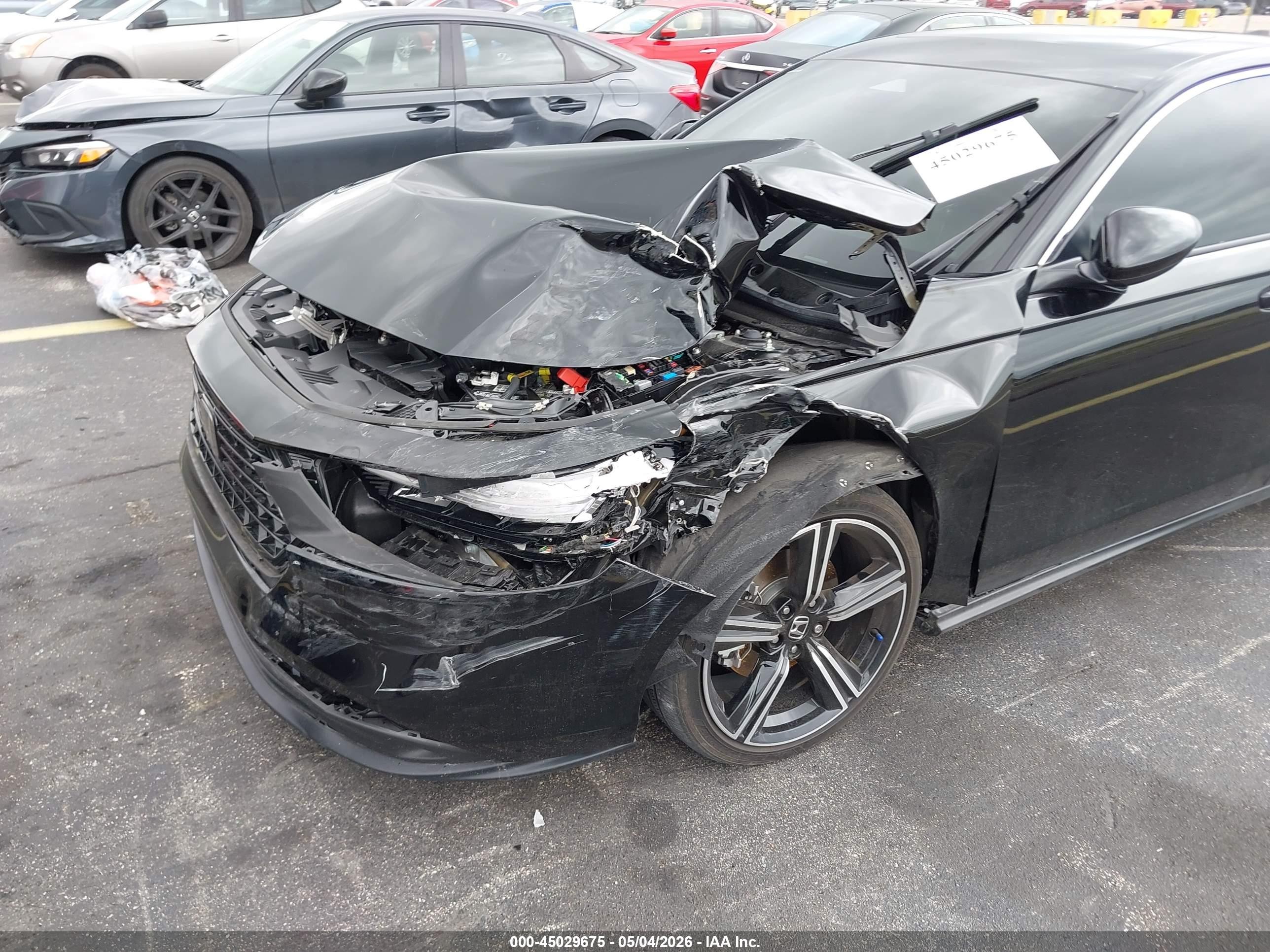 2025 Honda Accord Hybrid Sport Черный vin: 1HGCY2F58SA058862
