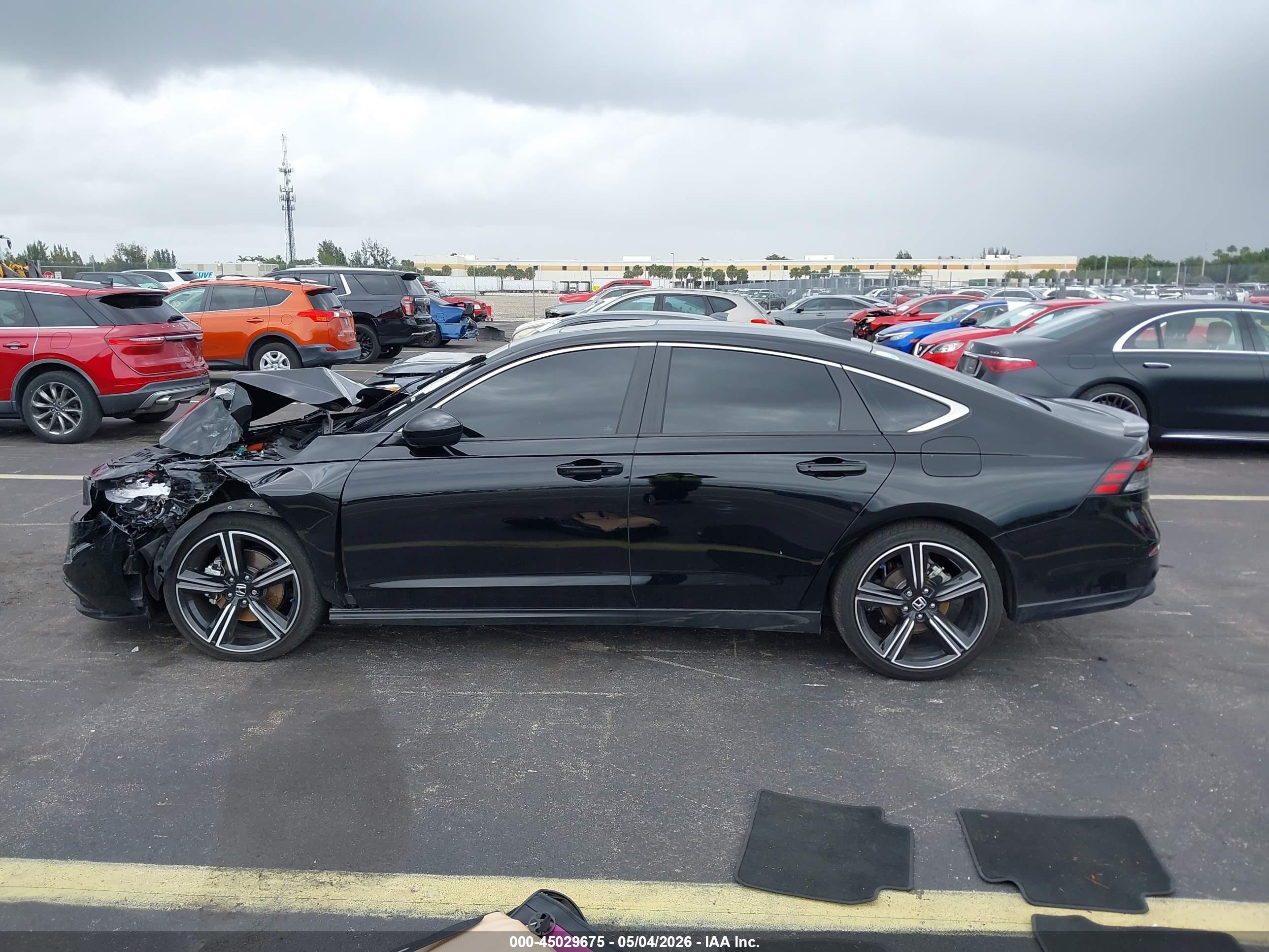 2025 Honda Accord Hybrid Sport Черный vin: 1HGCY2F58SA058862