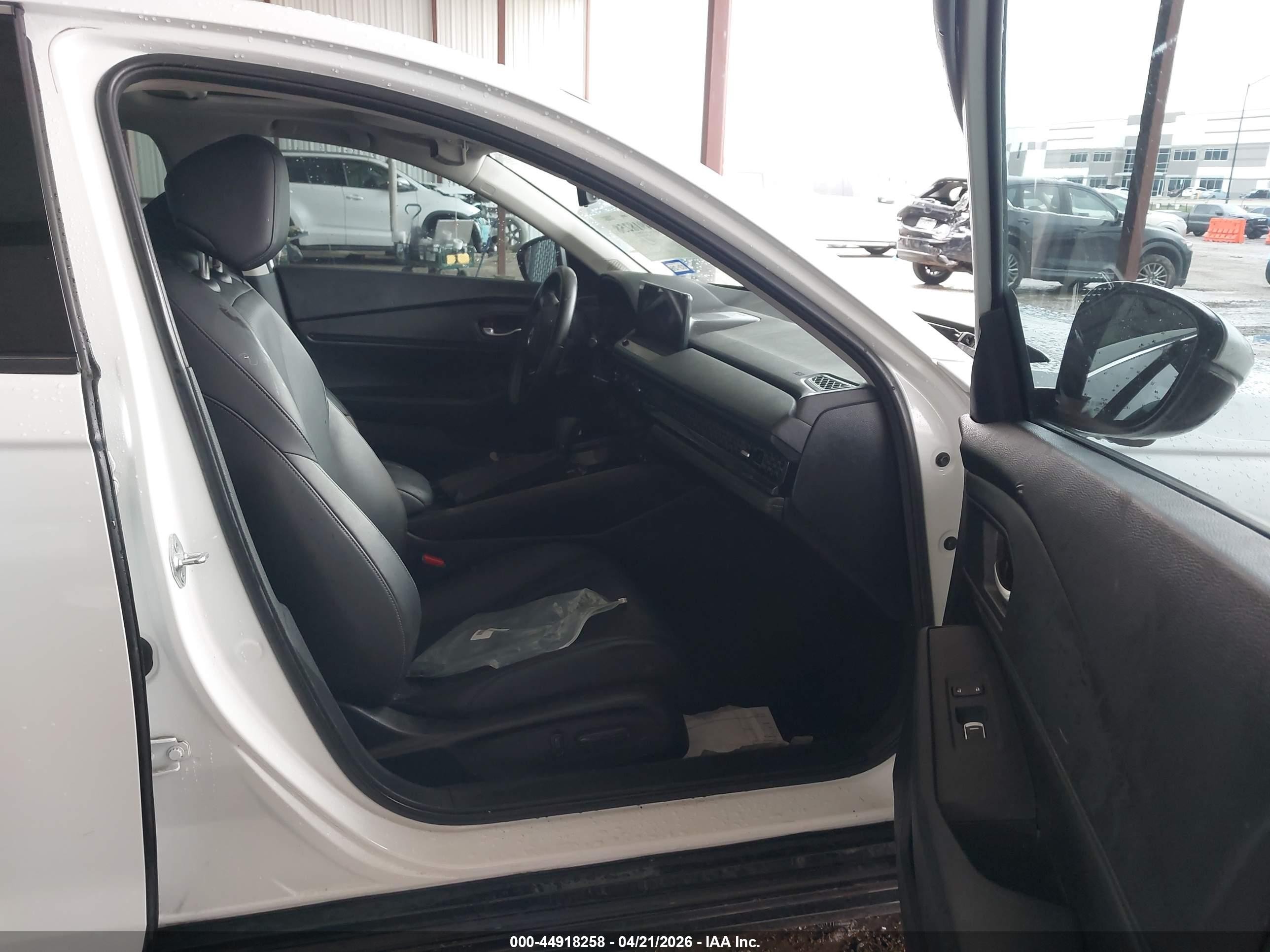 2023 Honda Accord Hybrid Ex-l White vin: 1HGCY2F64PA026717