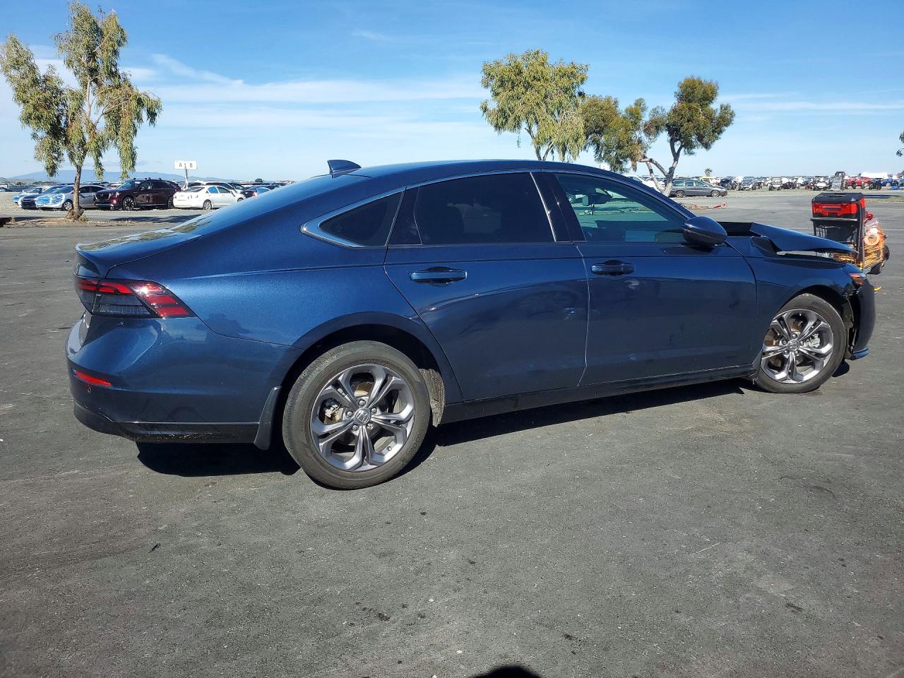 2023 Honda Accord Hybrid Exl Blue vin: 1HGCY2F66PA053885