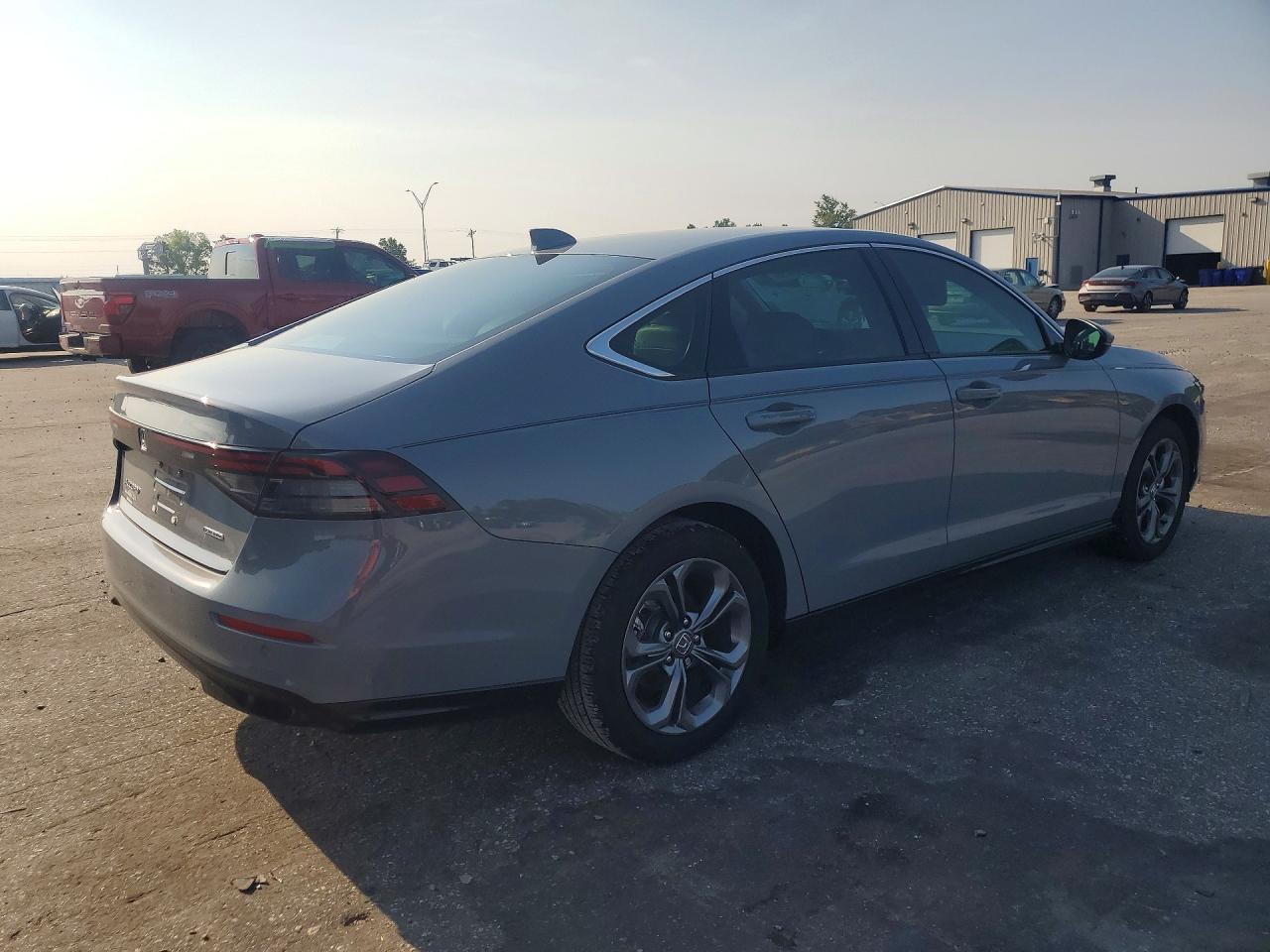 2025 Honda Accord Hybrid Exl Gray vin: 1HGCY2F68SA087867
