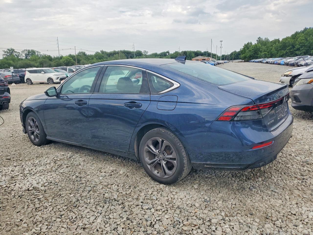 2024 Honda Accord Hybrid Exl Blue vin: 1HGCY2F6XRA040219