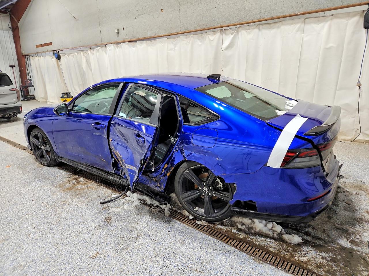 2025 Honda Accord Hybrid Sport-l Blue vin: 1HGCY2F72SA801808