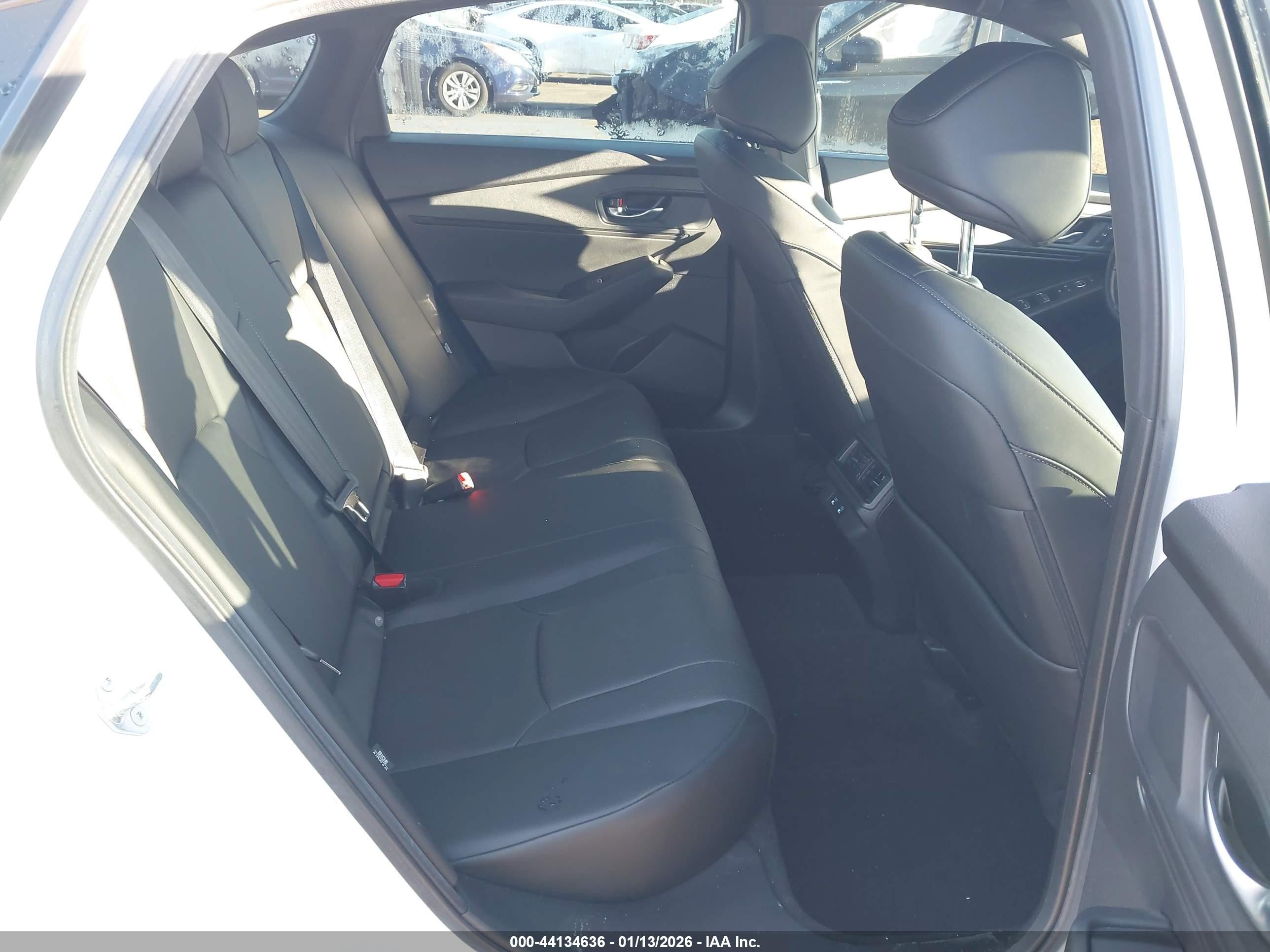 2025 Honda Accord Hybrid Sport-l White vin: 1HGCY2F77SA020329