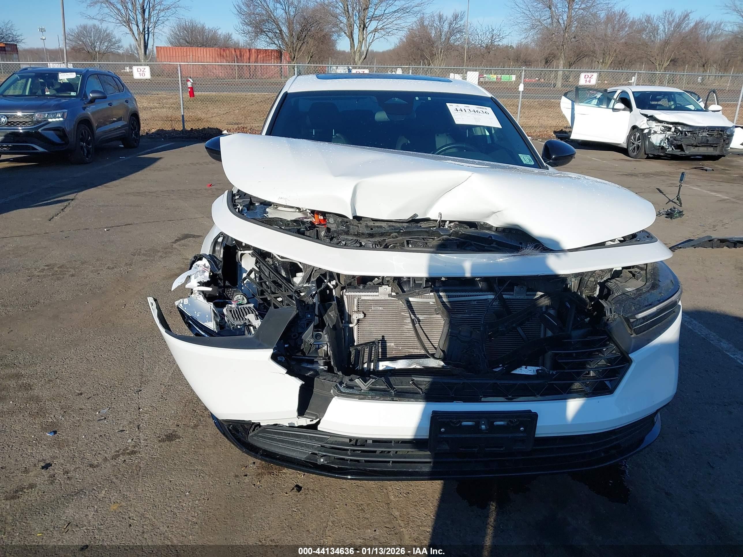 2025 Honda Accord Hybrid Sport-l White vin: 1HGCY2F77SA020329