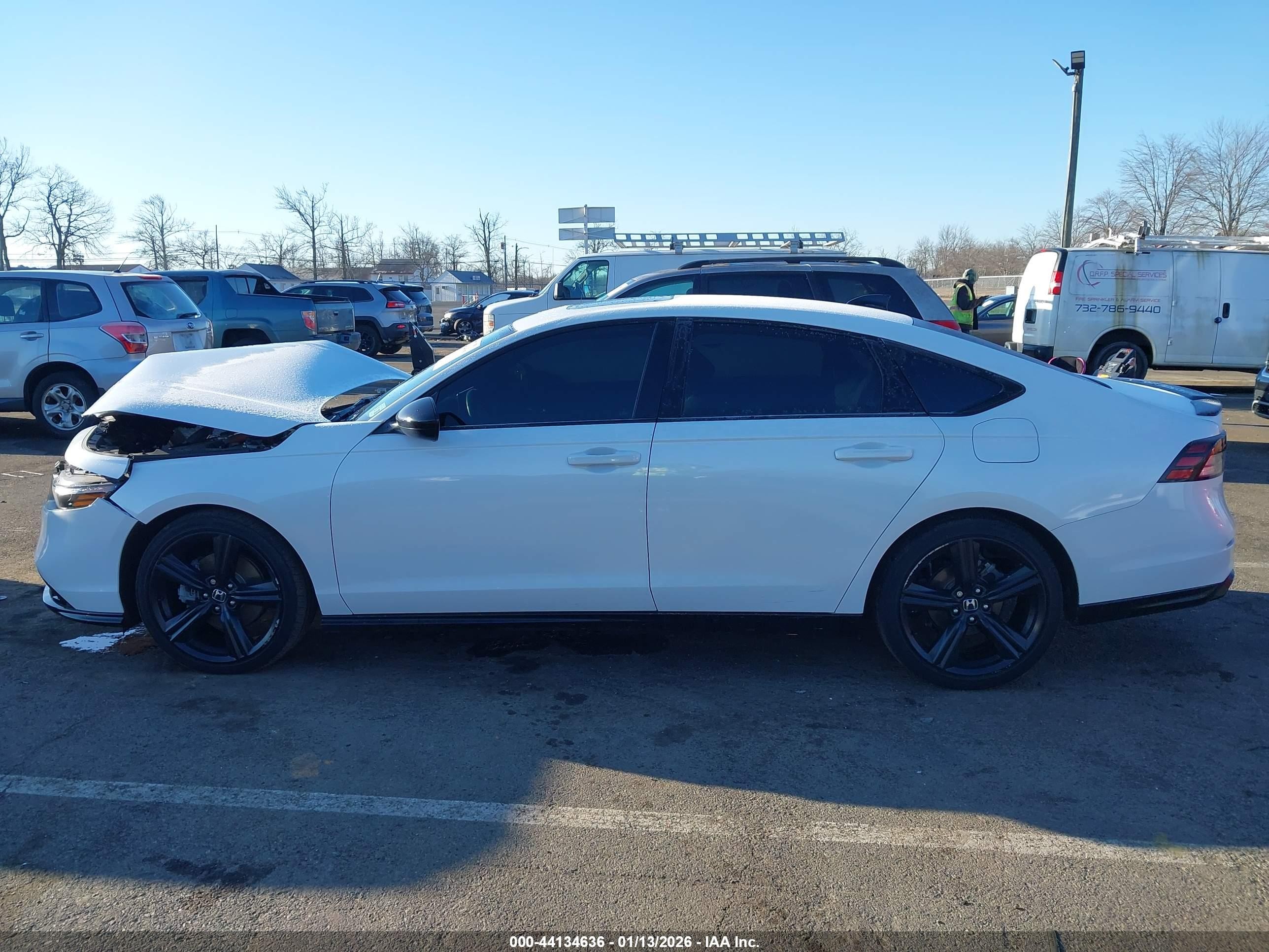 2025 Honda Accord Hybrid Sport-l White vin: 1HGCY2F77SA020329
