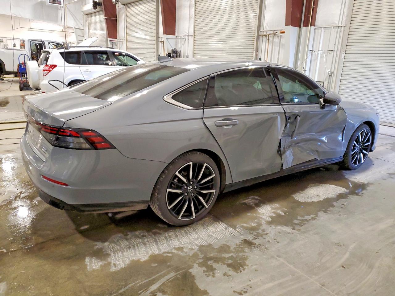 2024 Honda Accord Touring Hybrid Gray vin: 1HGCY2F81RA085499