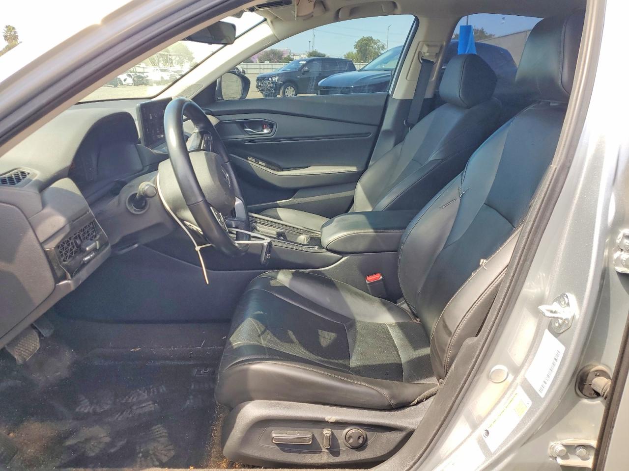 2024 Honda Accord Touring Hybrid Silver vin: 1HGCY2F82RA087388