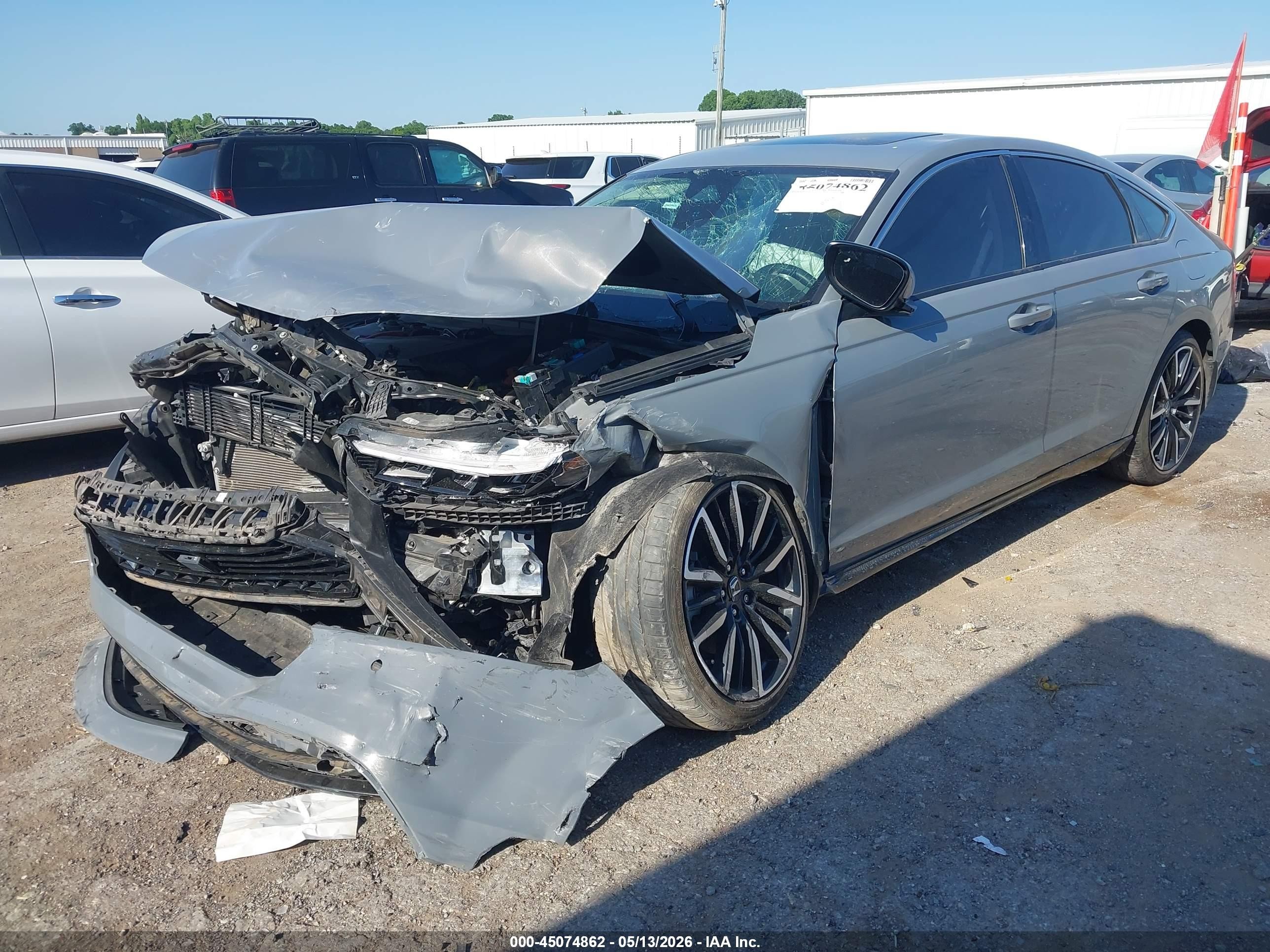 2023 Honda Accord Hybrid Touring Silver vin: 1HGCY2F86PA054696