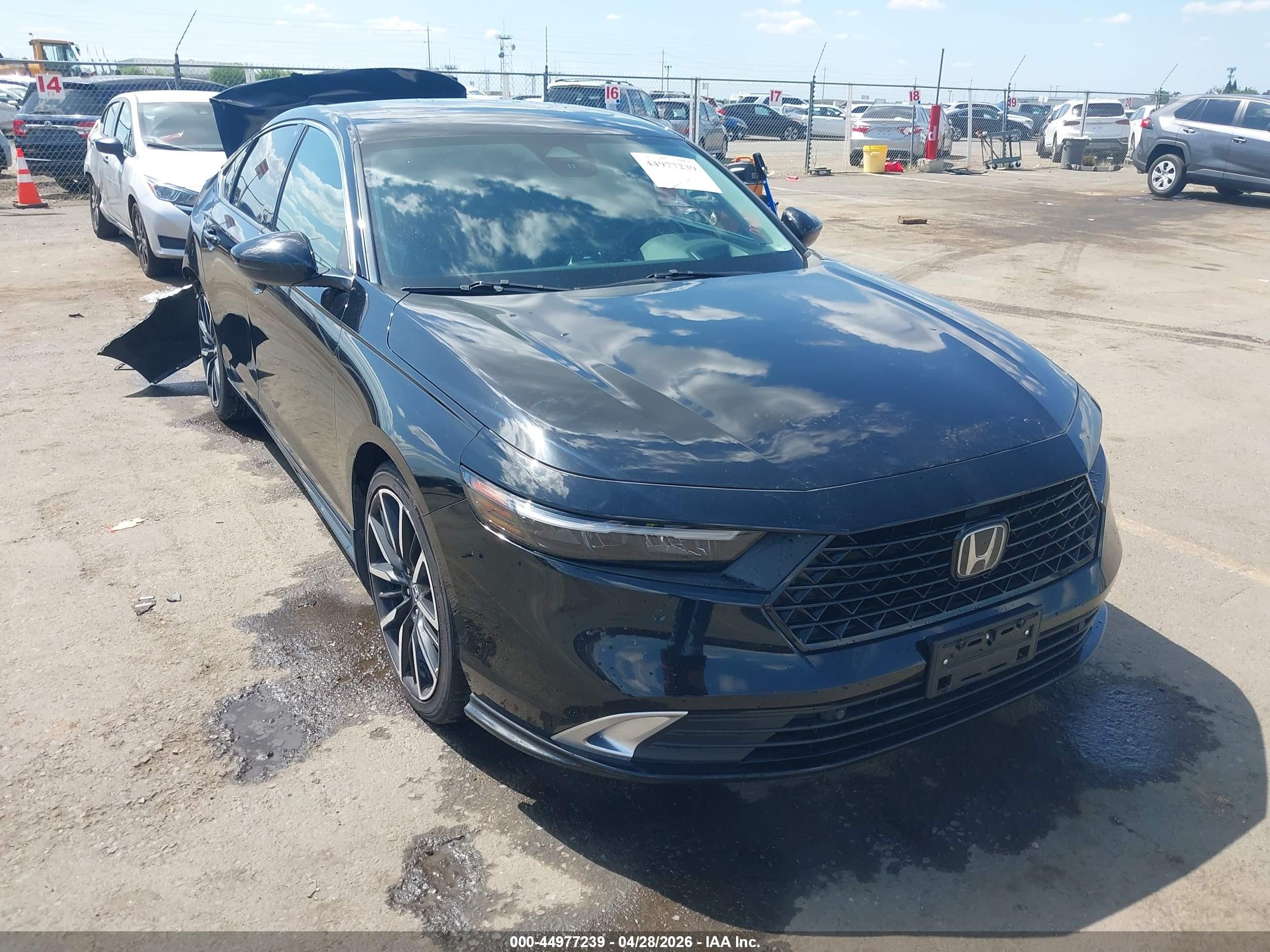 2023 Honda Accord Hybrid Touring Black vin: 1HGCY2F88PA020288