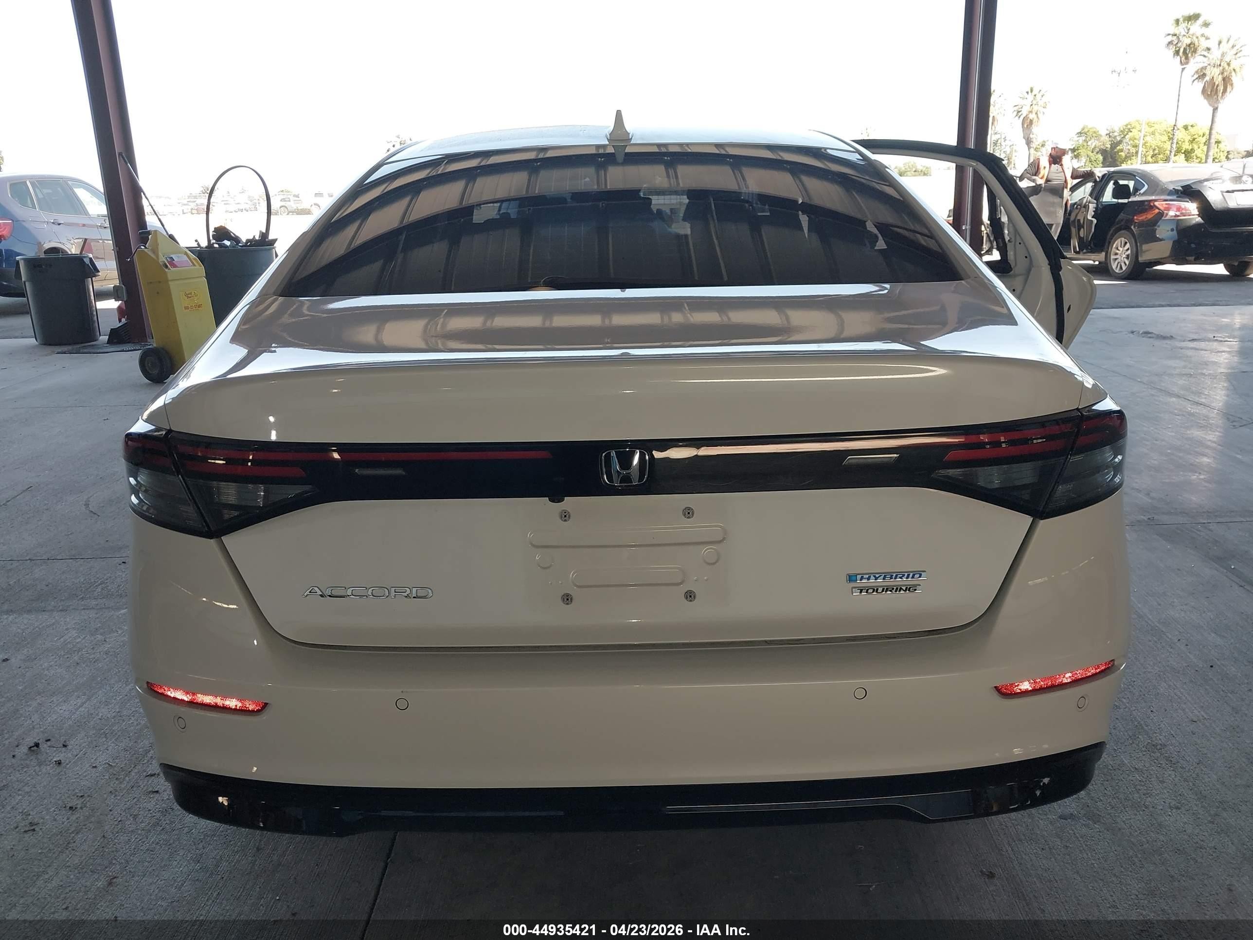 2023 Honda Accord Hybrid Touring Белый vin: 1HGCY2F88PA027435