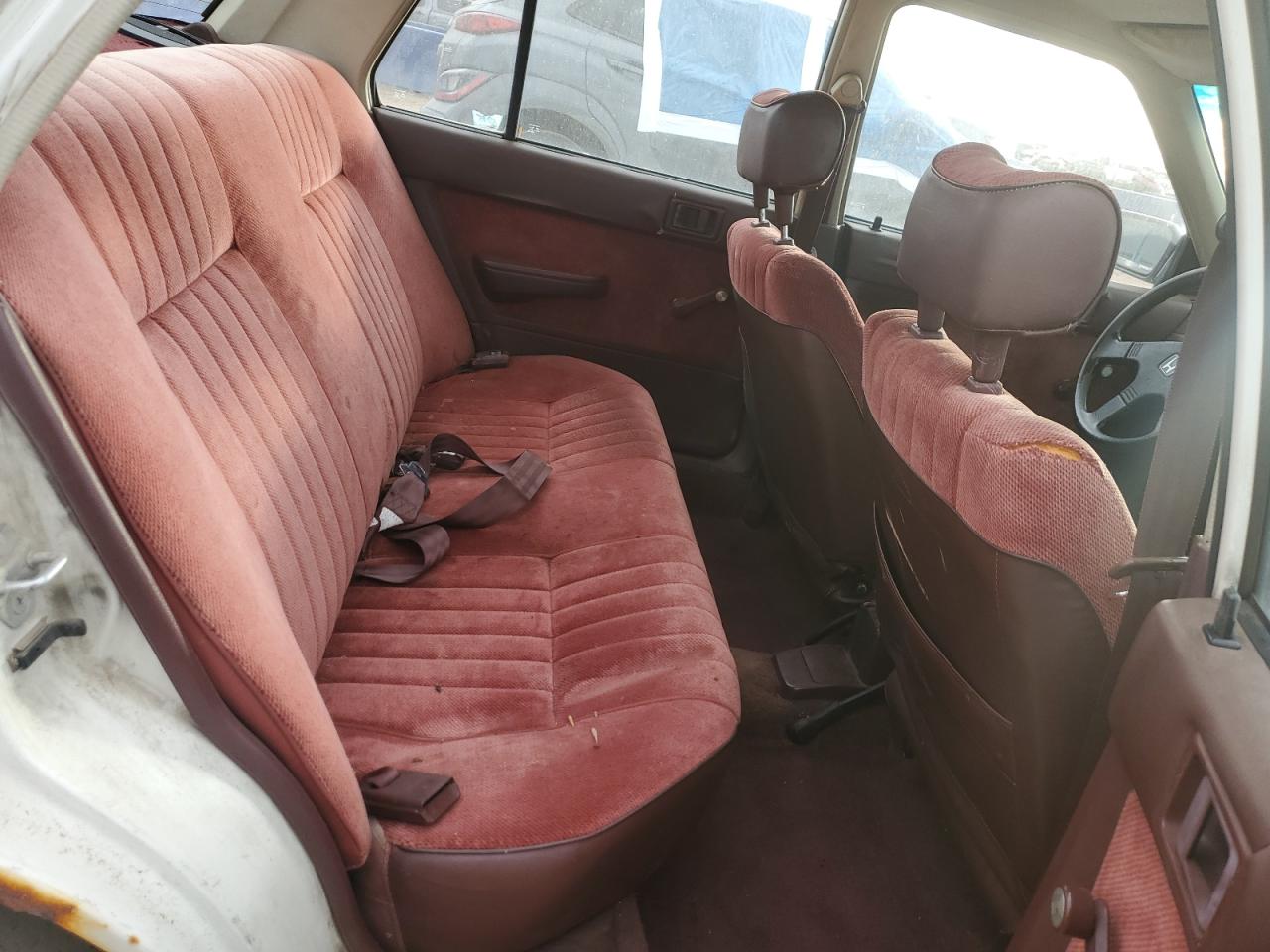 1987 Honda Civic 1.5 White vin: 1HGEC4530HA054493