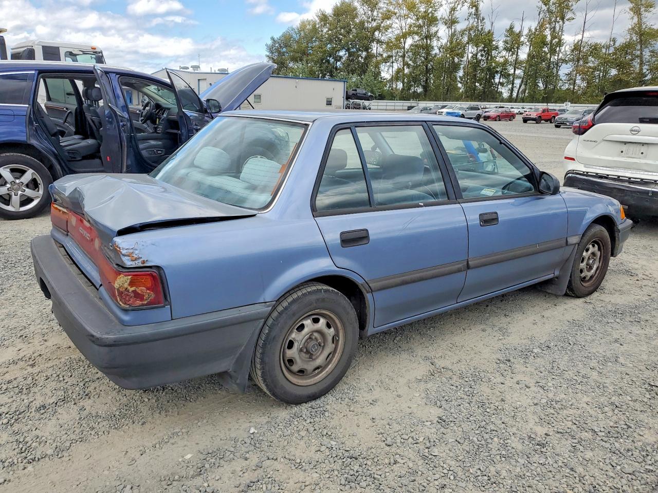 1990 Honda Civic Dx Blue vin: 1HGED3548LL016376